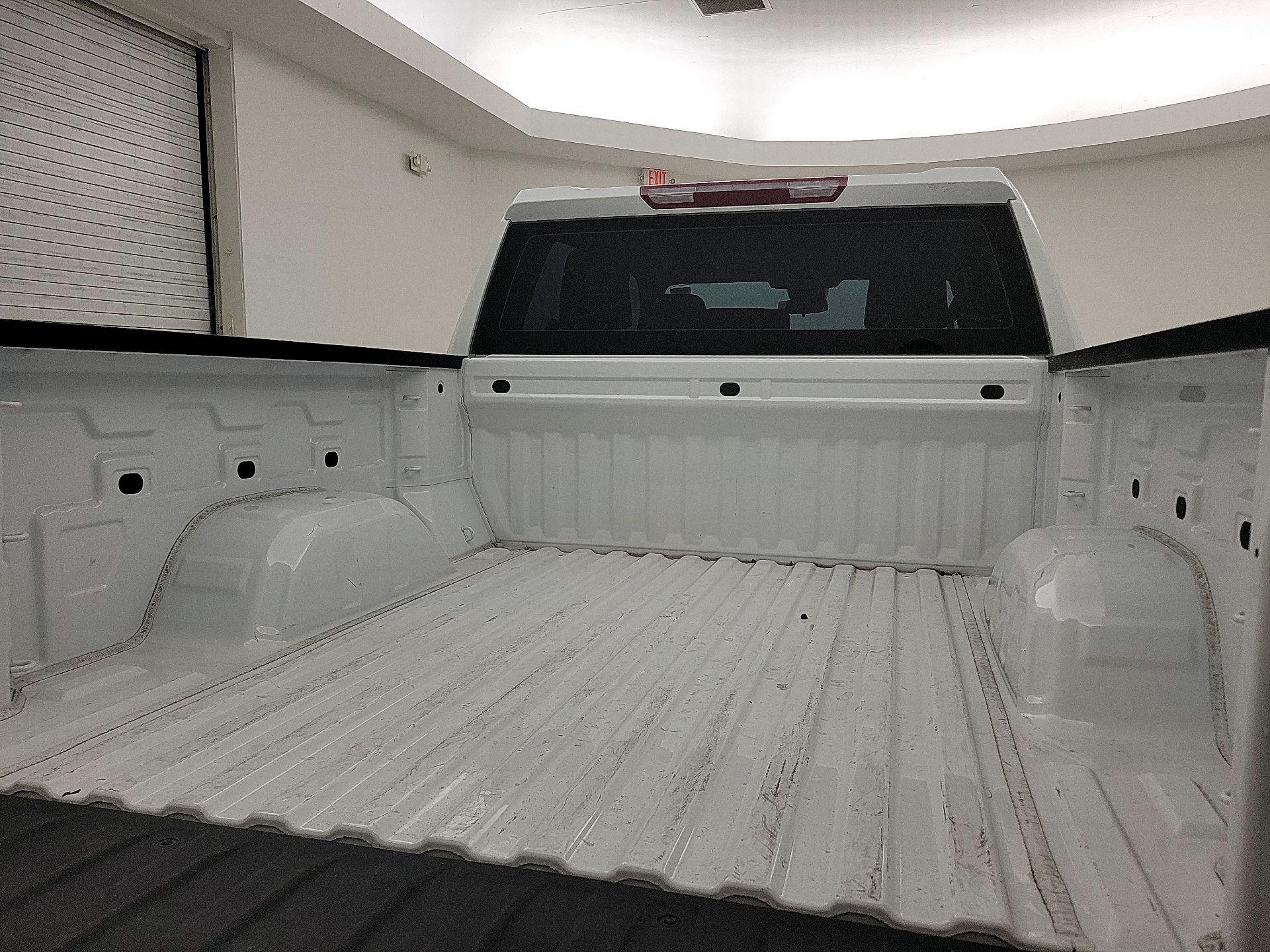 Thumbnail: 2023 Chevrolet Silverado 1500 - 20