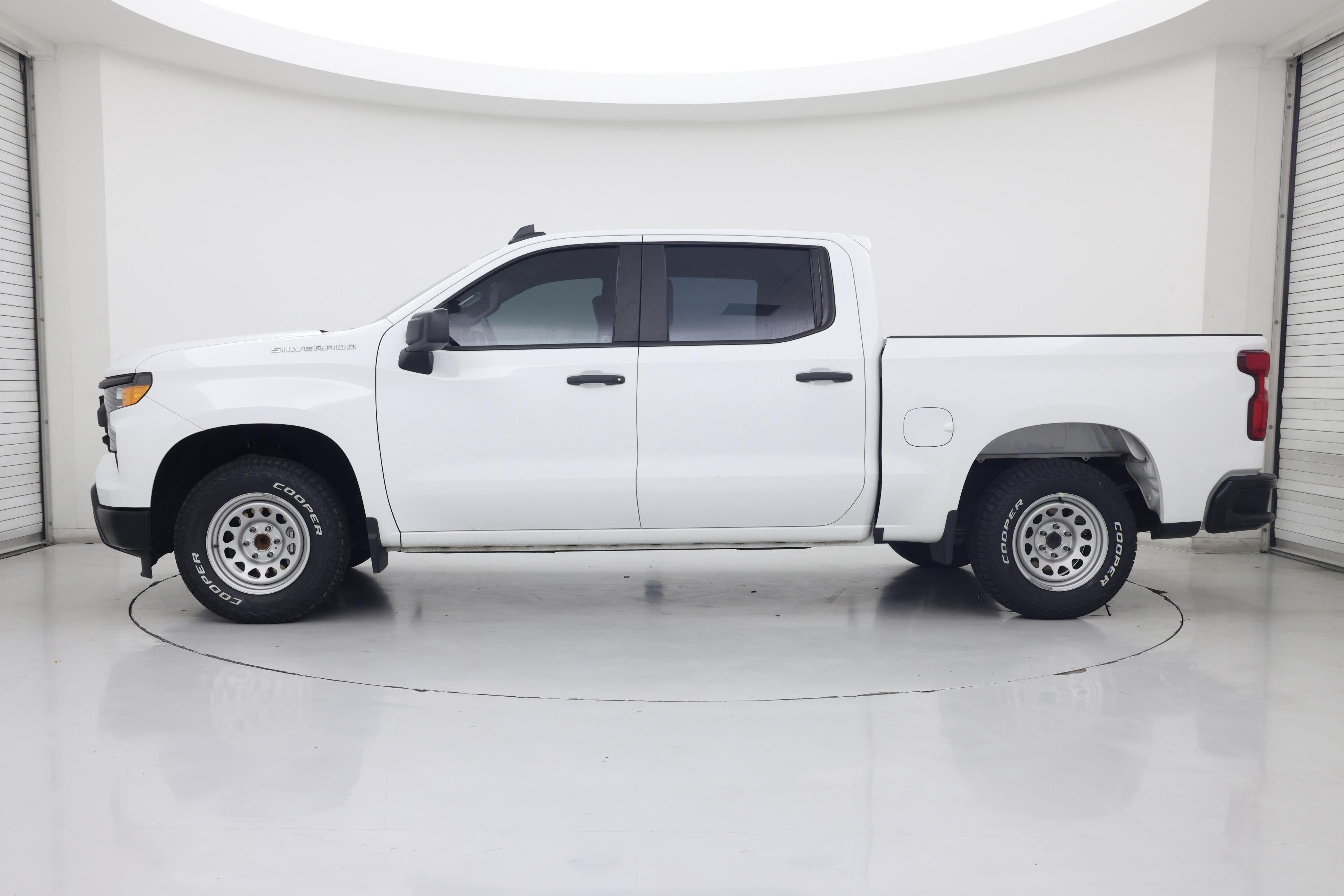 Thumbnail: 2023 Chevrolet Silverado 1500 - 3