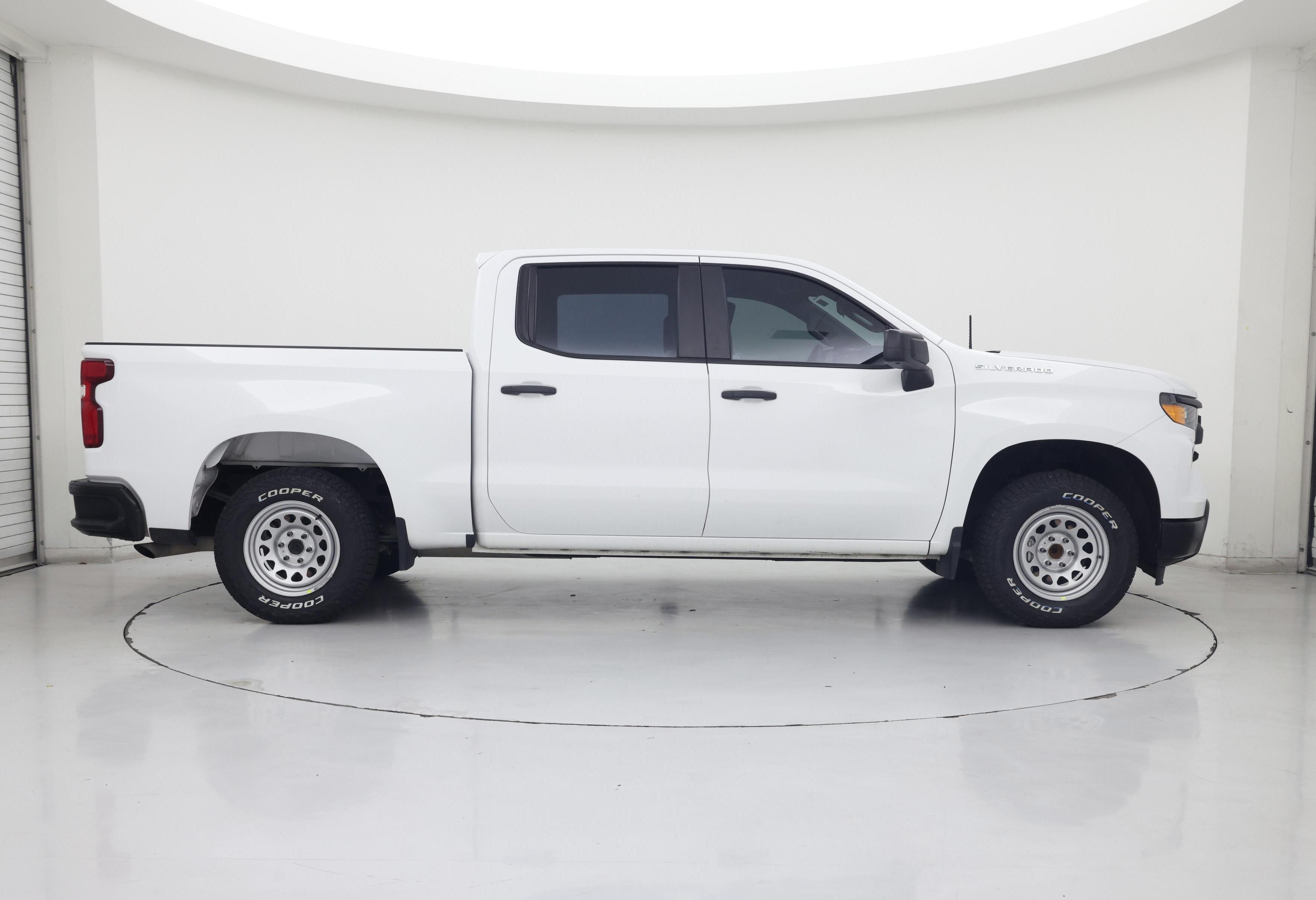 Thumbnail: 2023 Chevrolet Silverado 1500 - 7