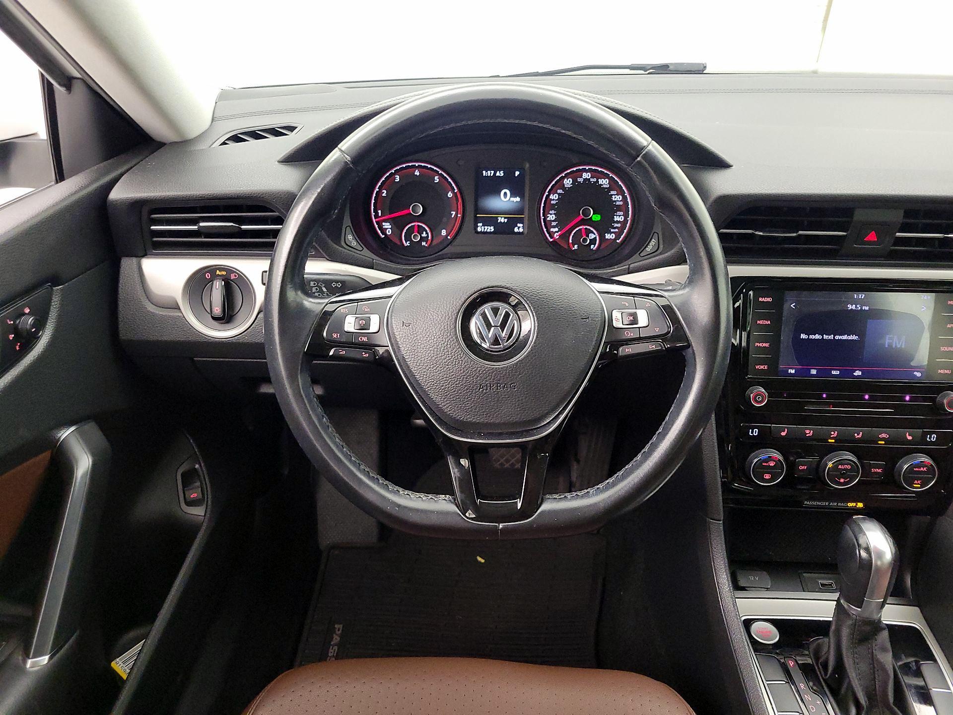 Thumbnail: 2020 Volkswagen Passat - 10