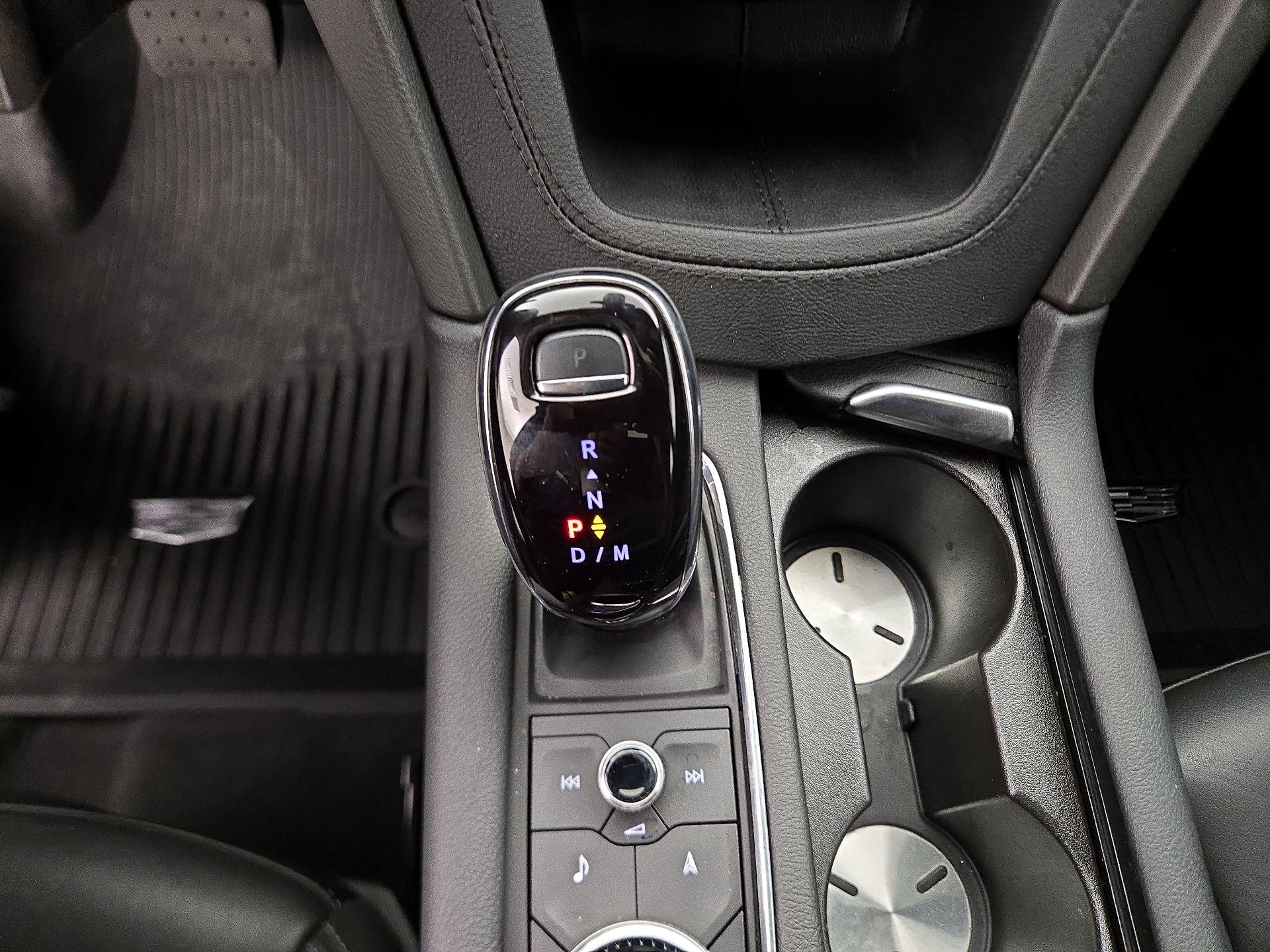 Thumbnail: 2024 Cadillac XT6 - 18