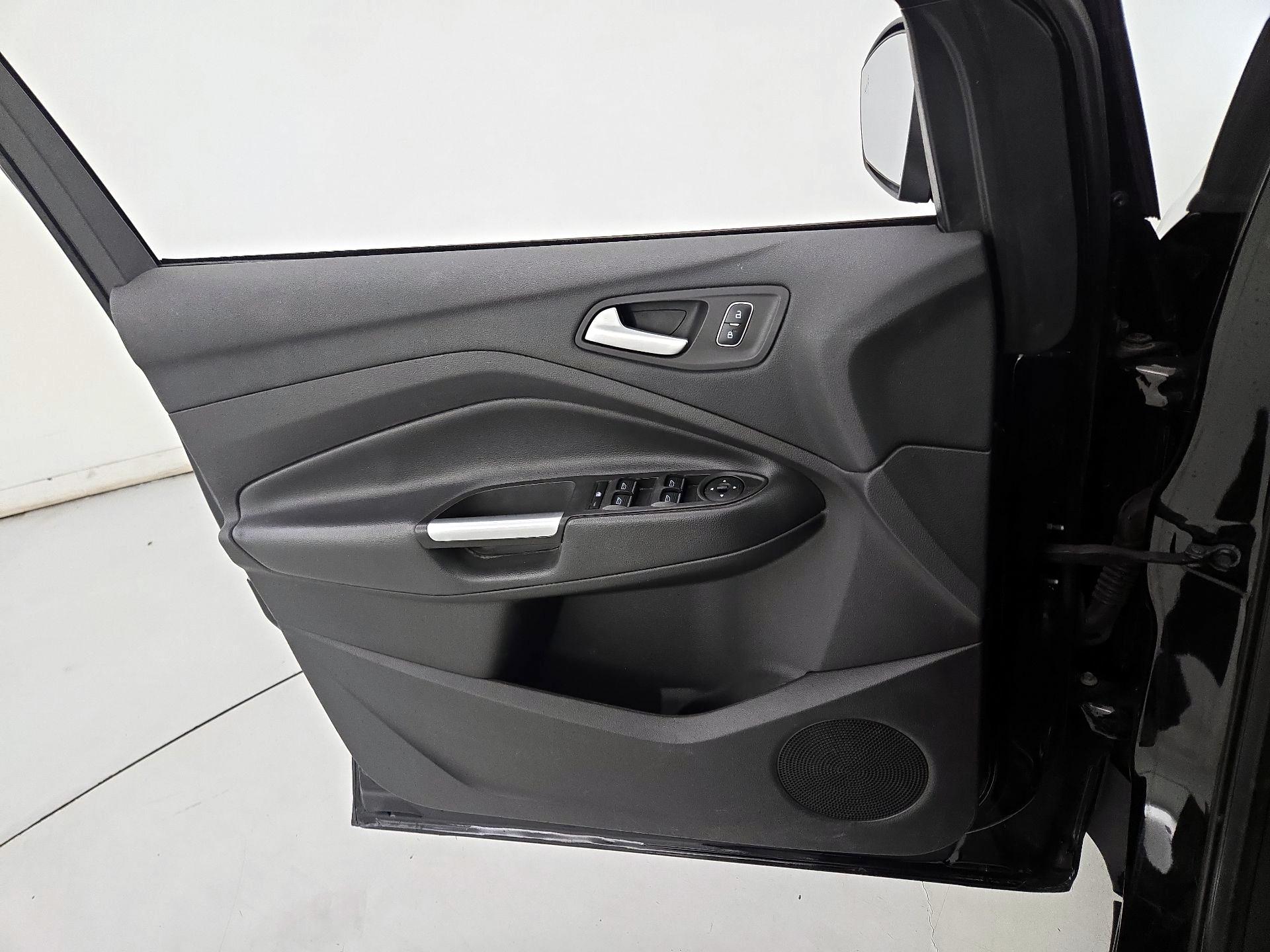 Thumbnail: 2017 Ford Escape - 12