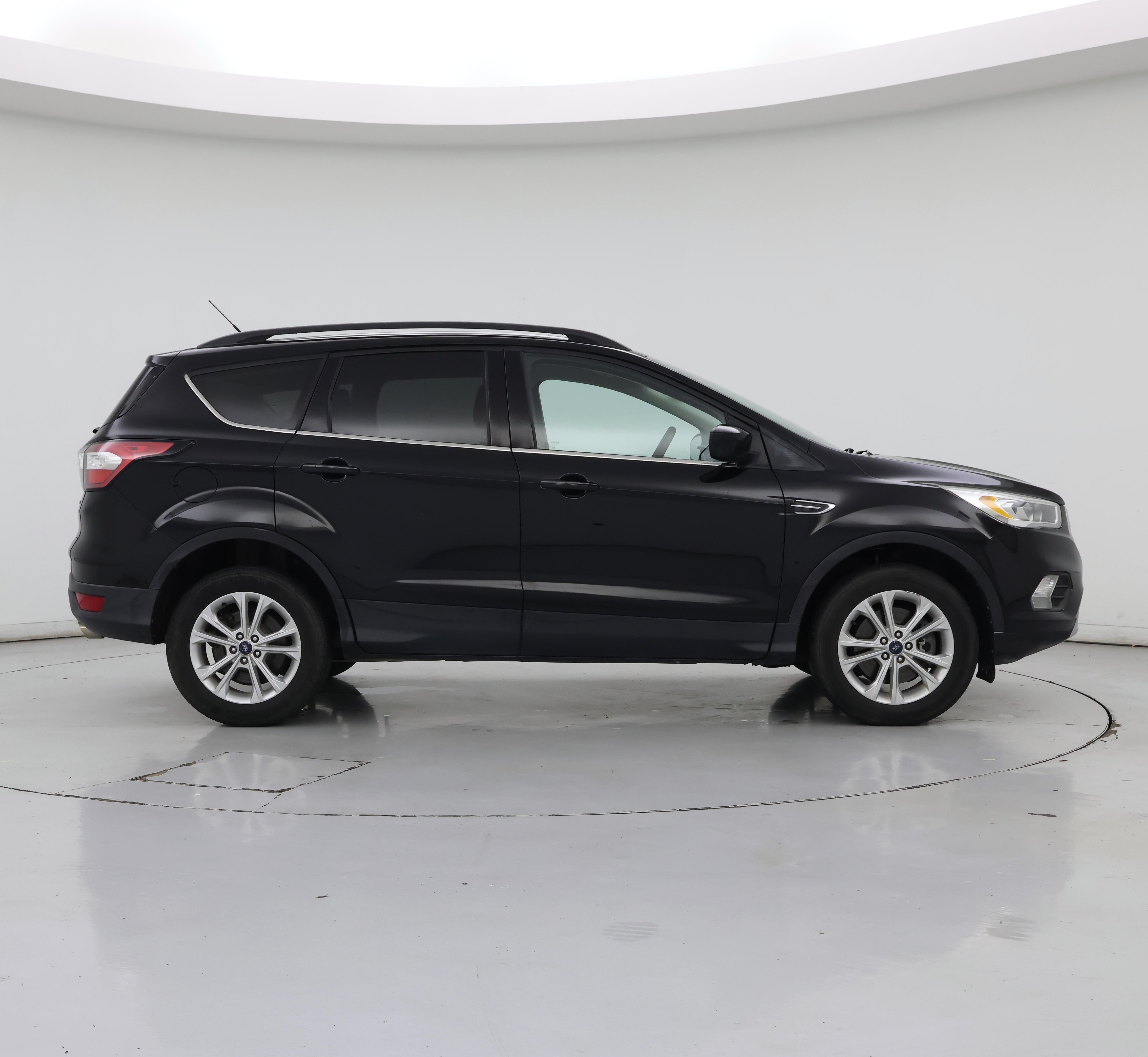 Thumbnail: 2017 Ford Escape - 7