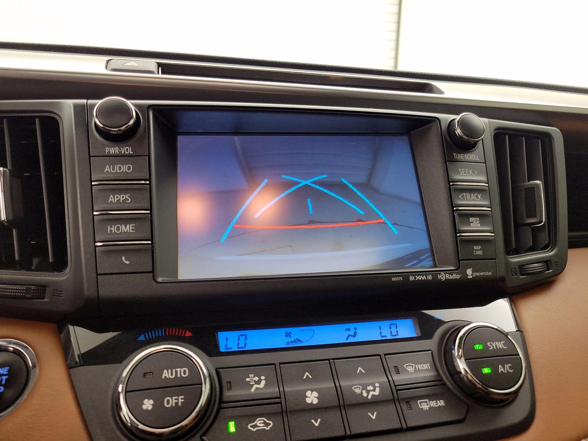 Thumbnail: 2016 Toyota RAV4 - 14