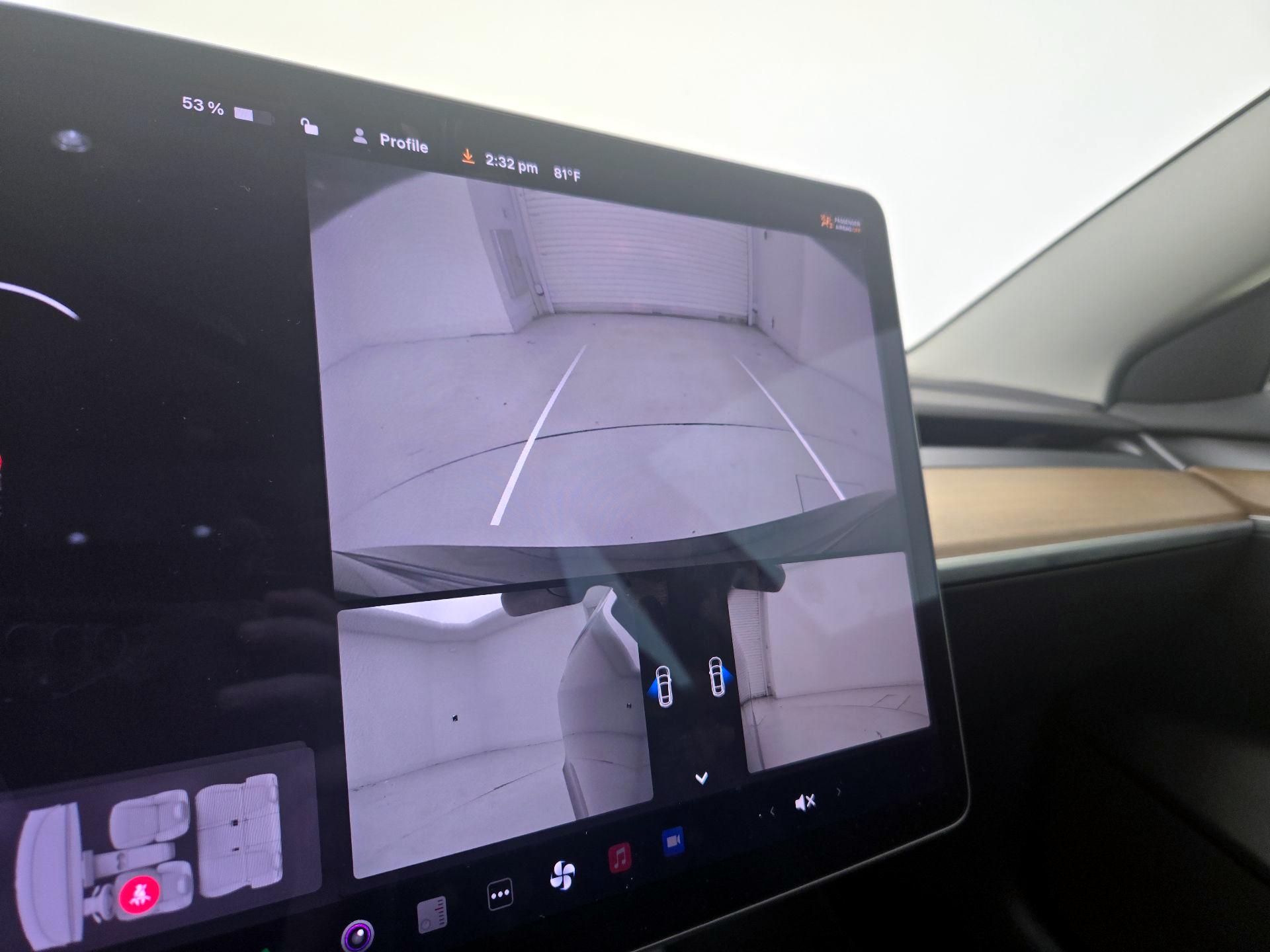 Thumbnail: 2022 Tesla Model 3 - 14