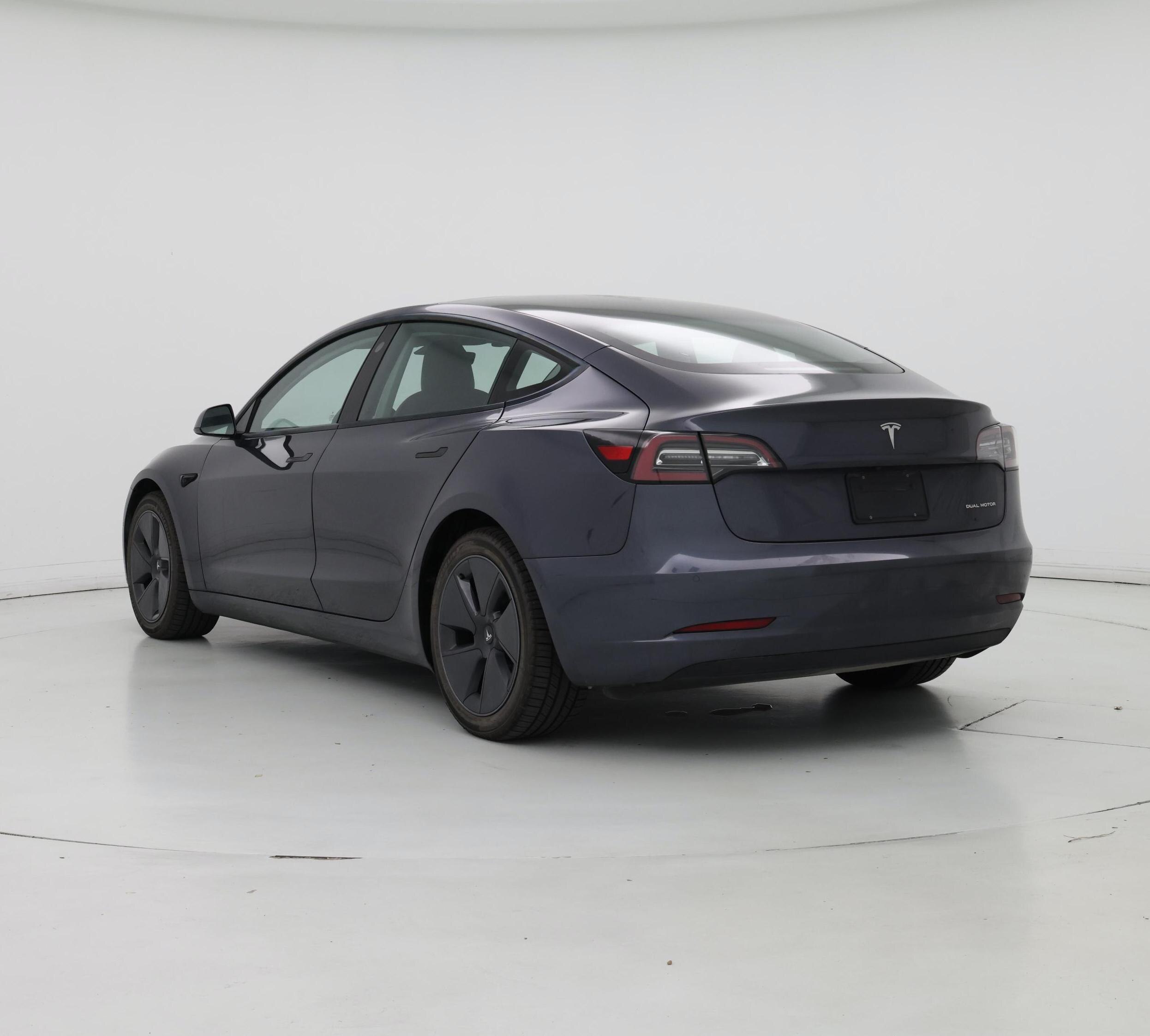 Thumbnail: 2022 Tesla Model 3 - 2