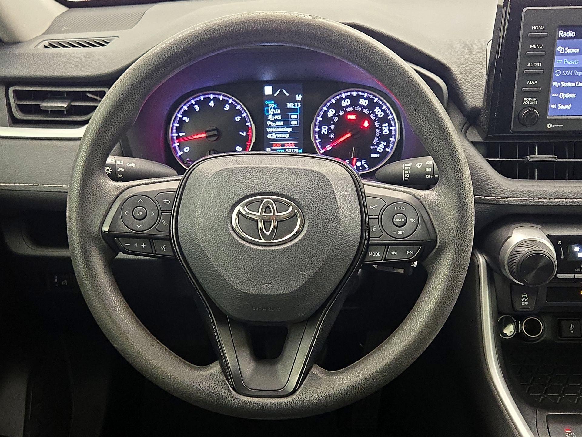 Thumbnail: 2021 Toyota RAV4 - 10