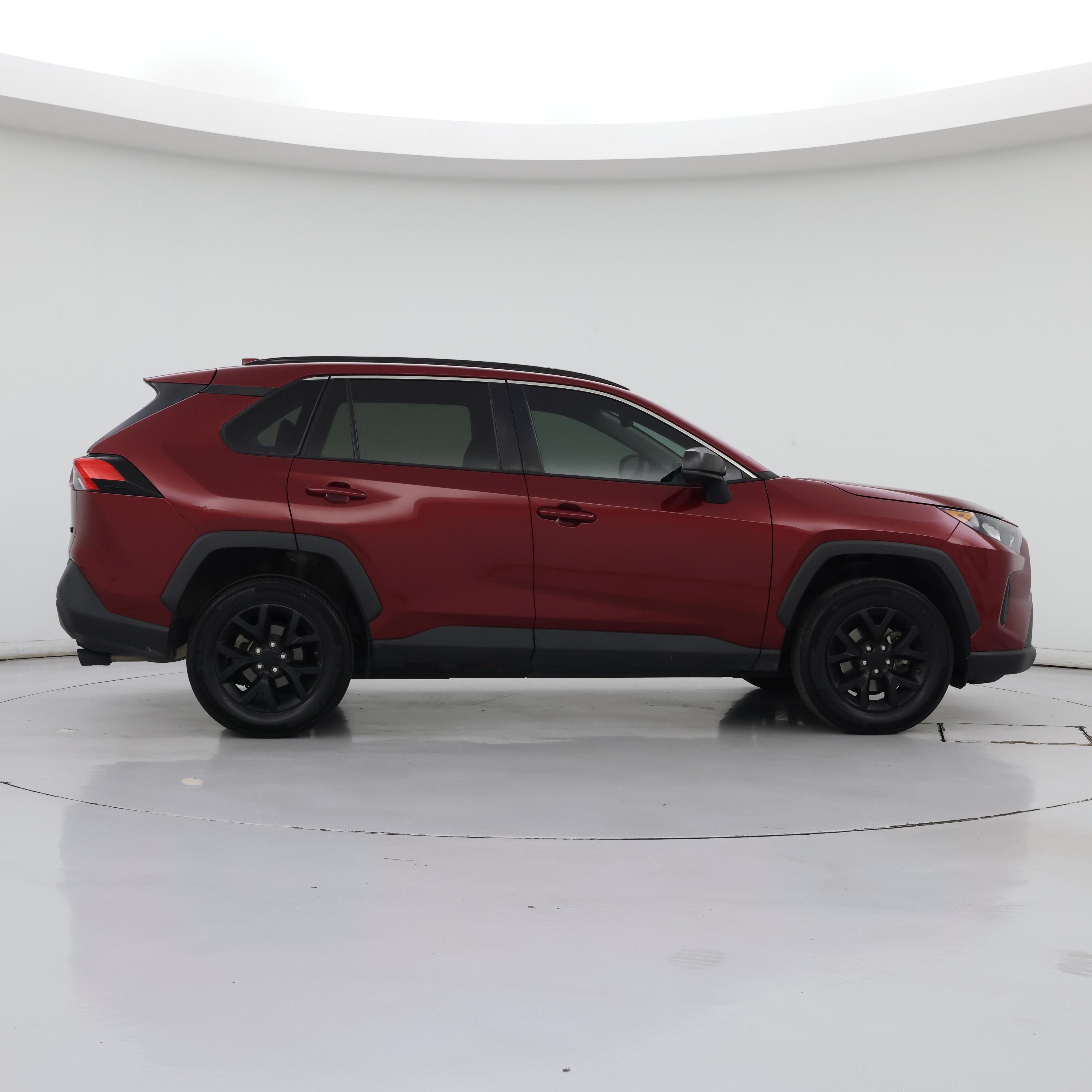 Thumbnail: 2021 Toyota RAV4 - 7
