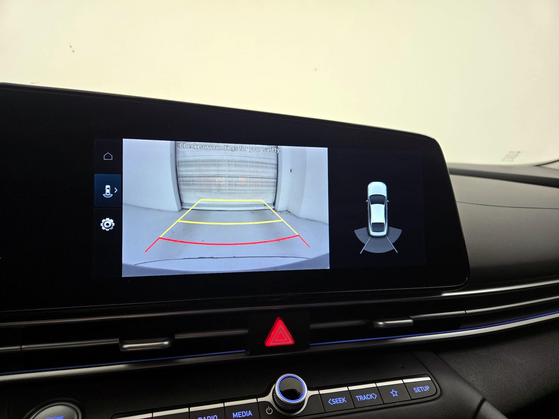 Thumbnail: 2022 Hyundai Elantra - 15