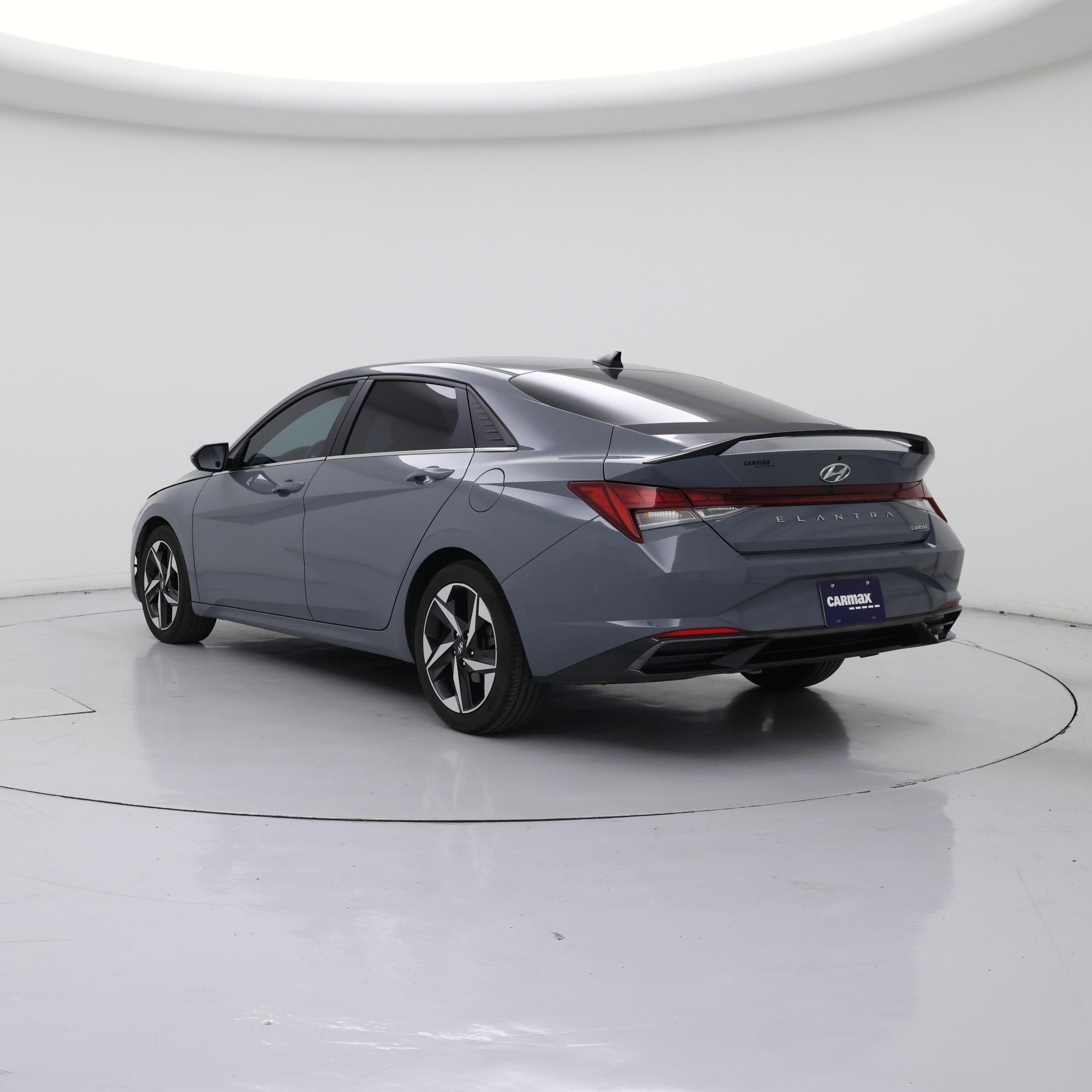 Thumbnail: 2022 Hyundai Elantra - 2