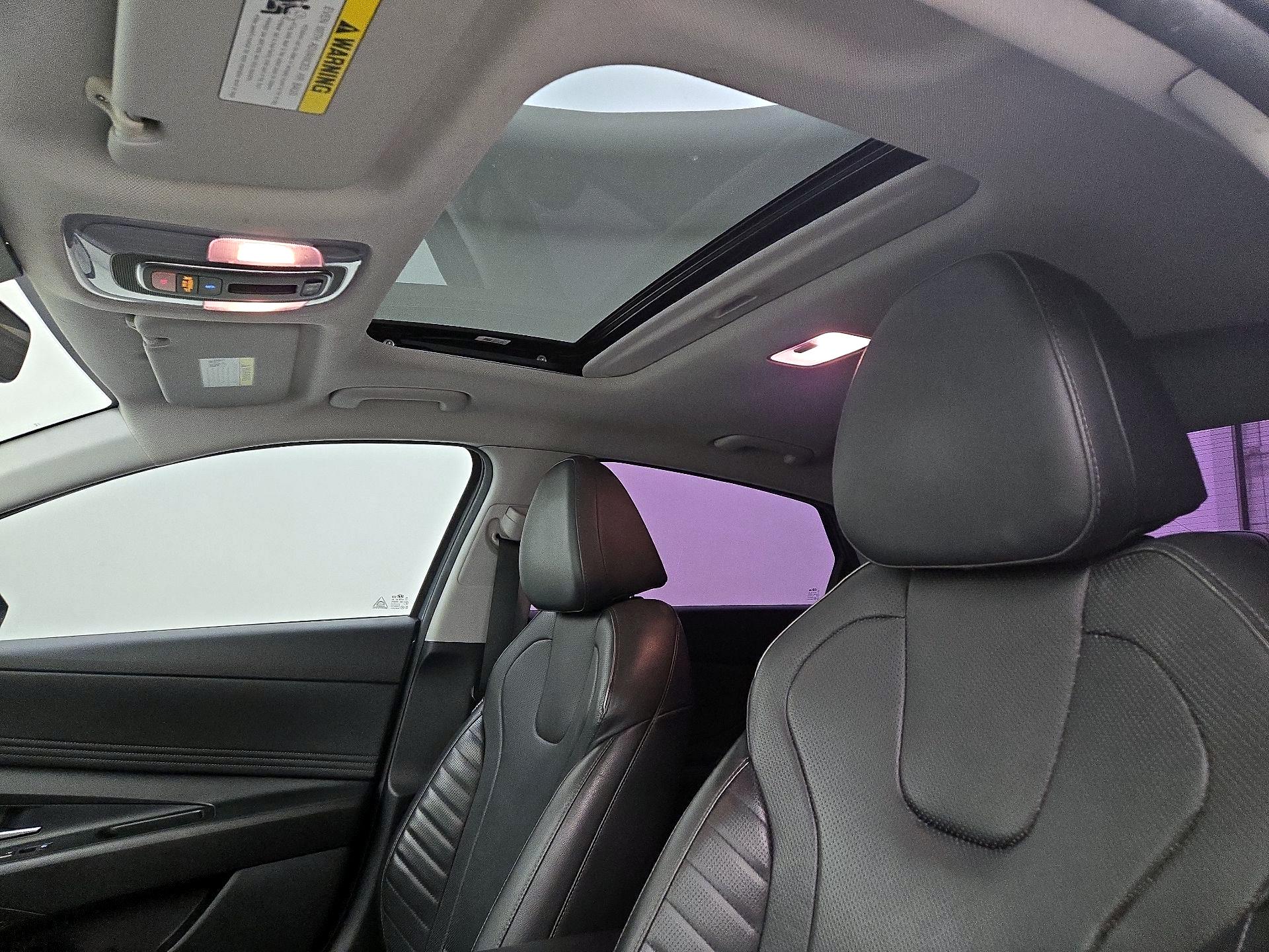 Thumbnail: 2022 Hyundai Elantra - 20