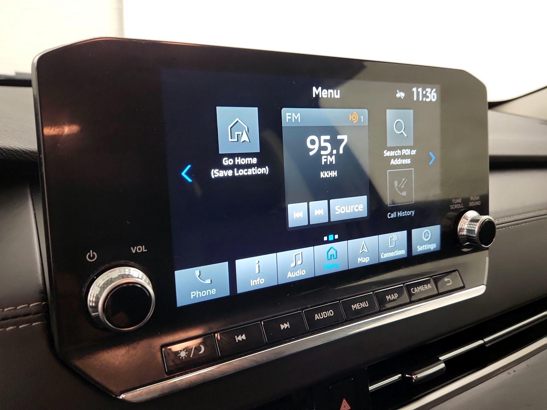 Thumbnail: 2024 Mitsubishi Outlander - 16