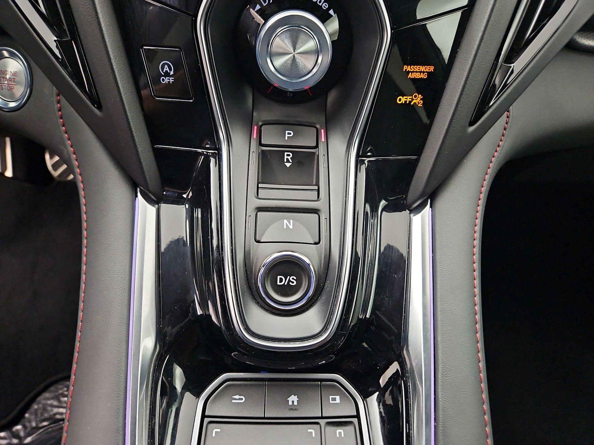 Thumbnail: 2023 Acura RDX - 18