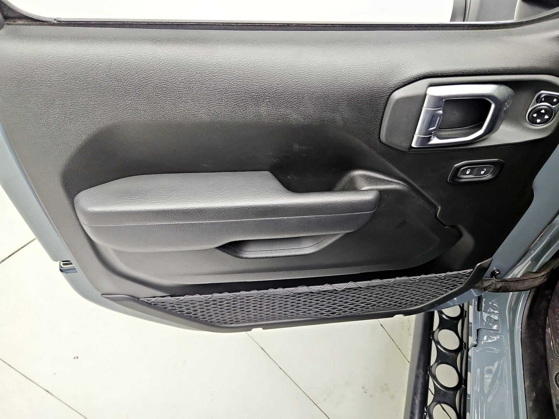 Thumbnail: 2024 Jeep Wrangler - 12