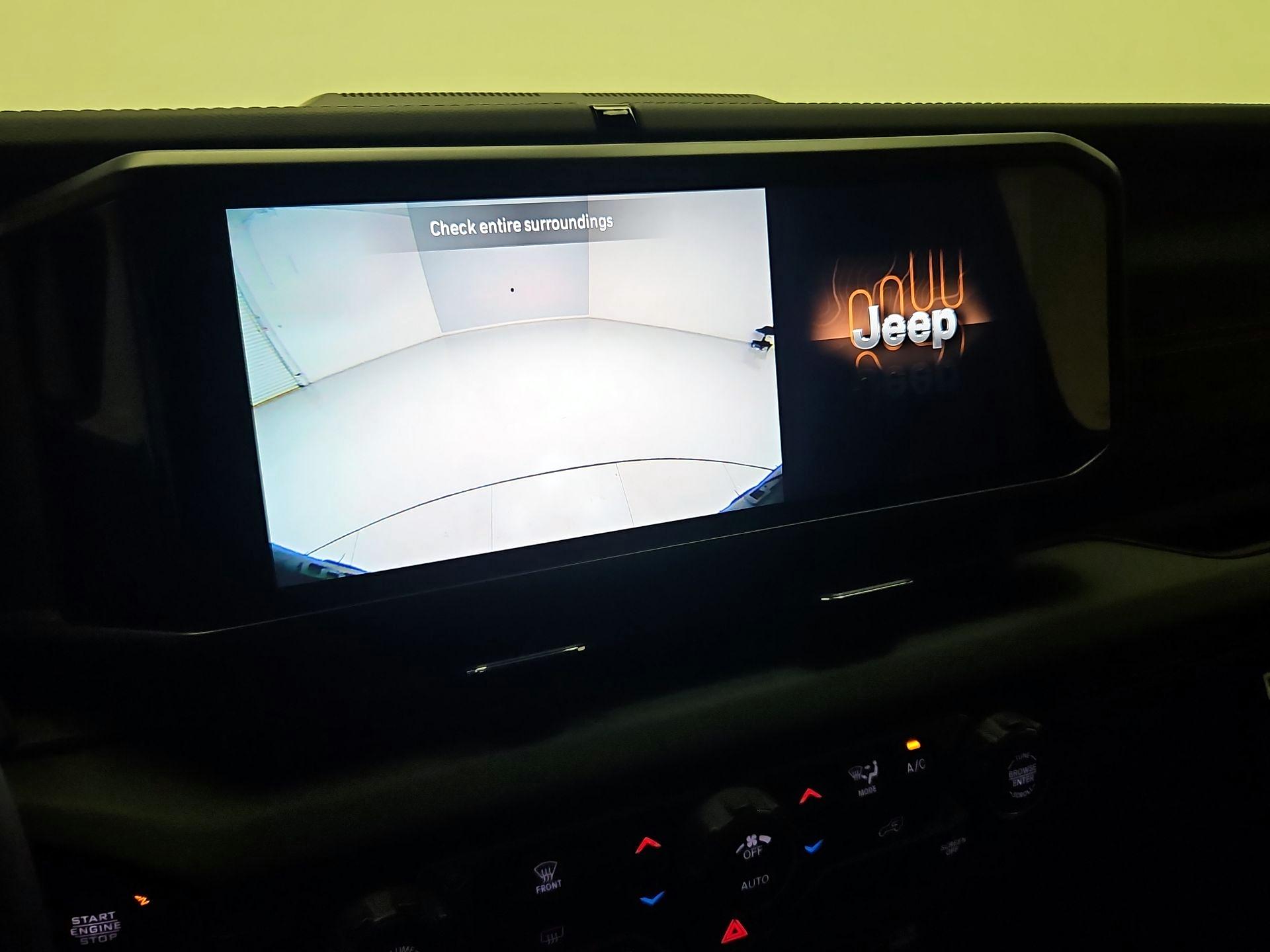 Thumbnail: 2024 Jeep Wrangler - 14