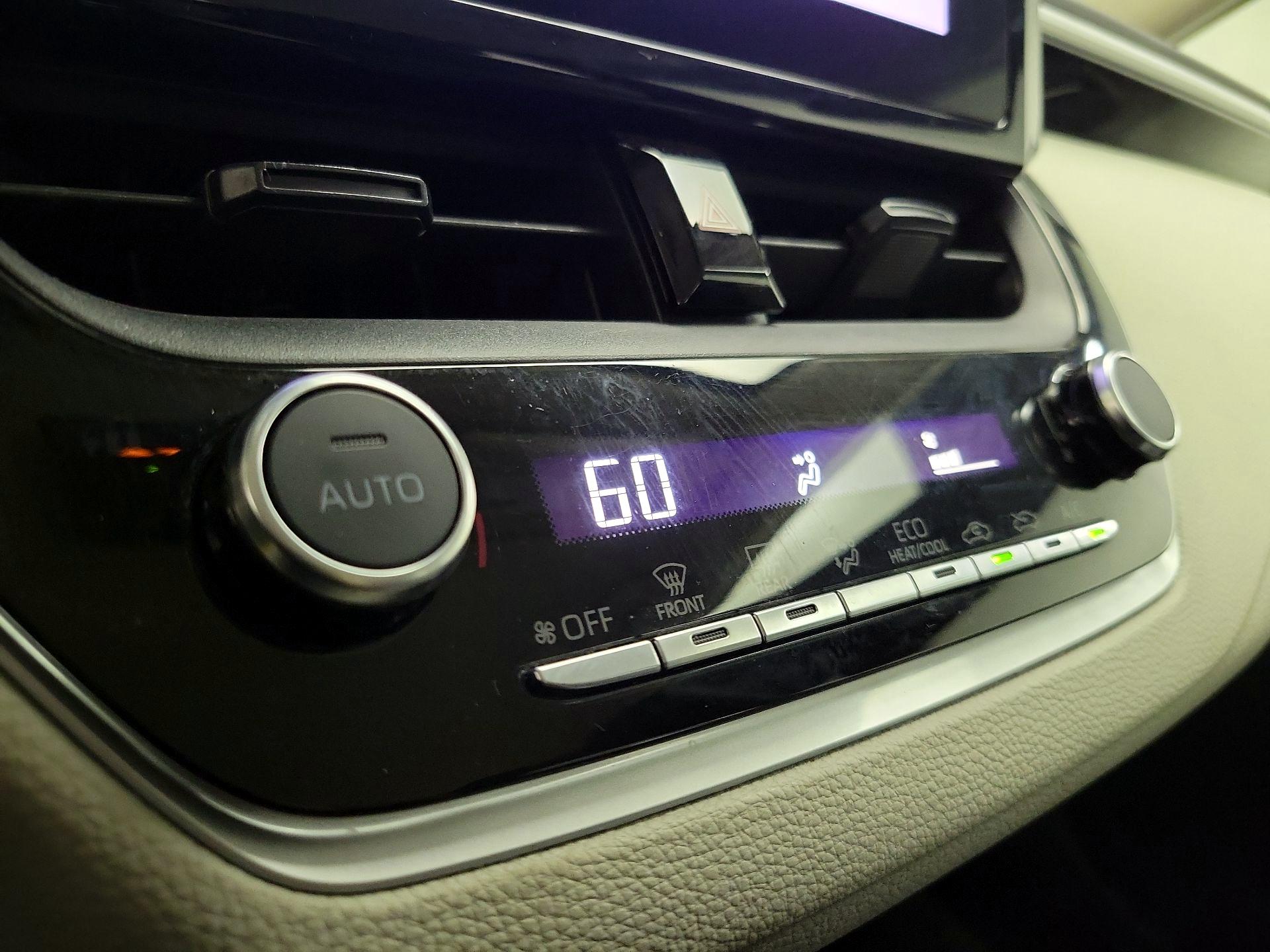 Thumbnail: 2023 Toyota Corolla - 17