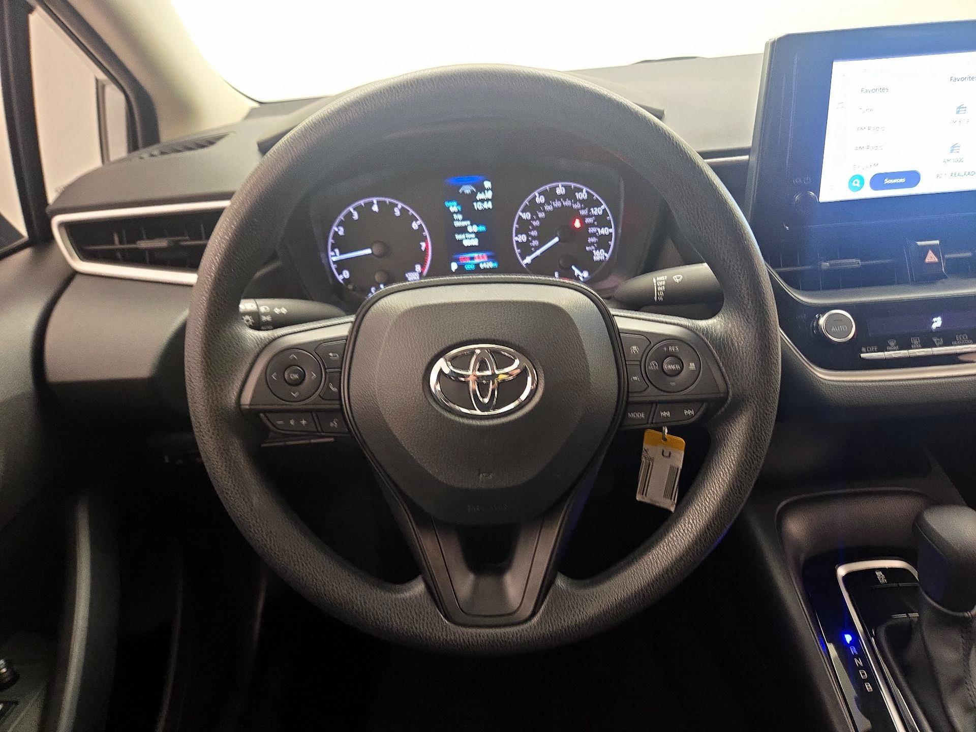 Thumbnail: 2023 Toyota Corolla - 10