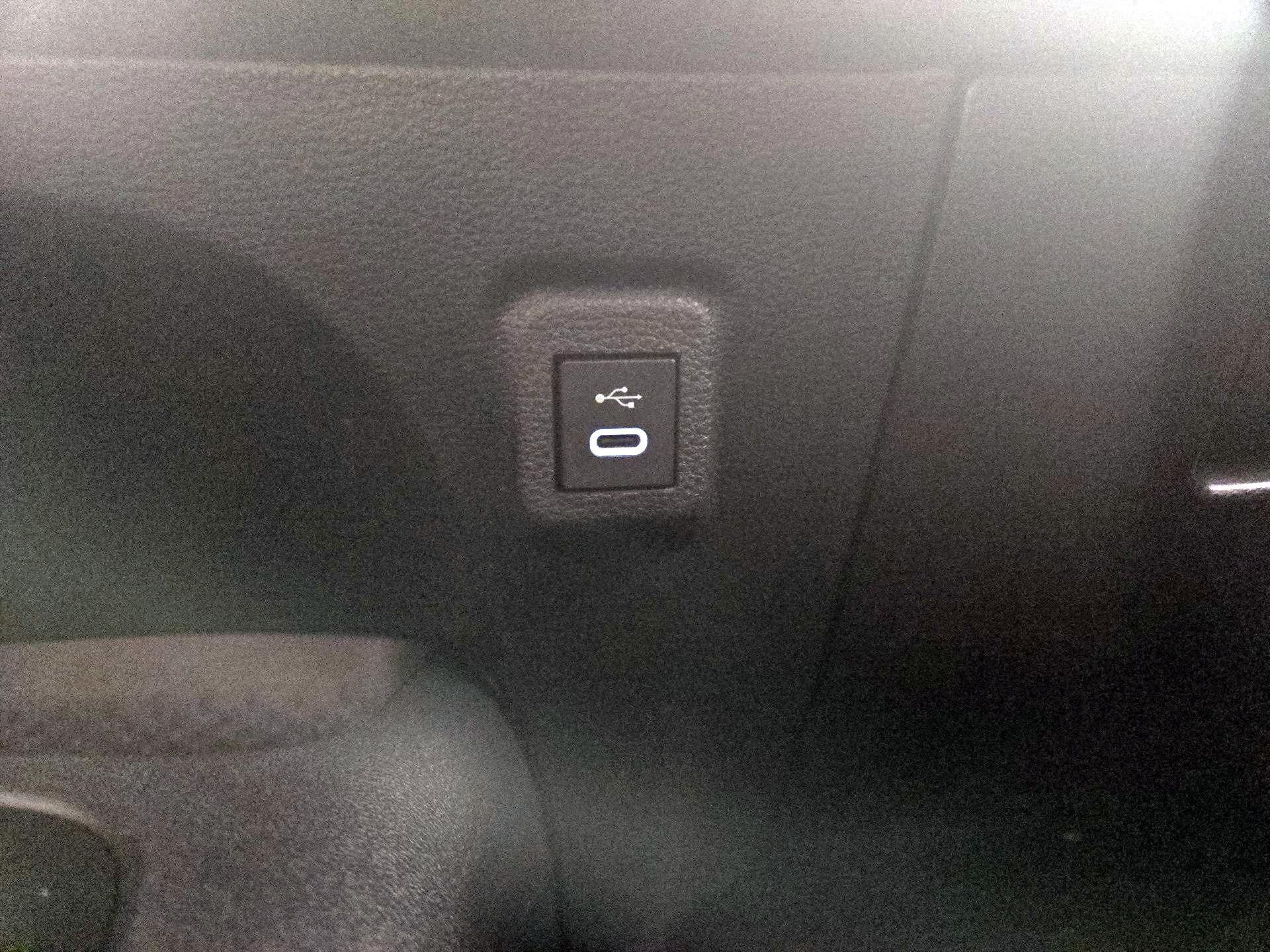 Thumbnail: 2023 Toyota Corolla - 18