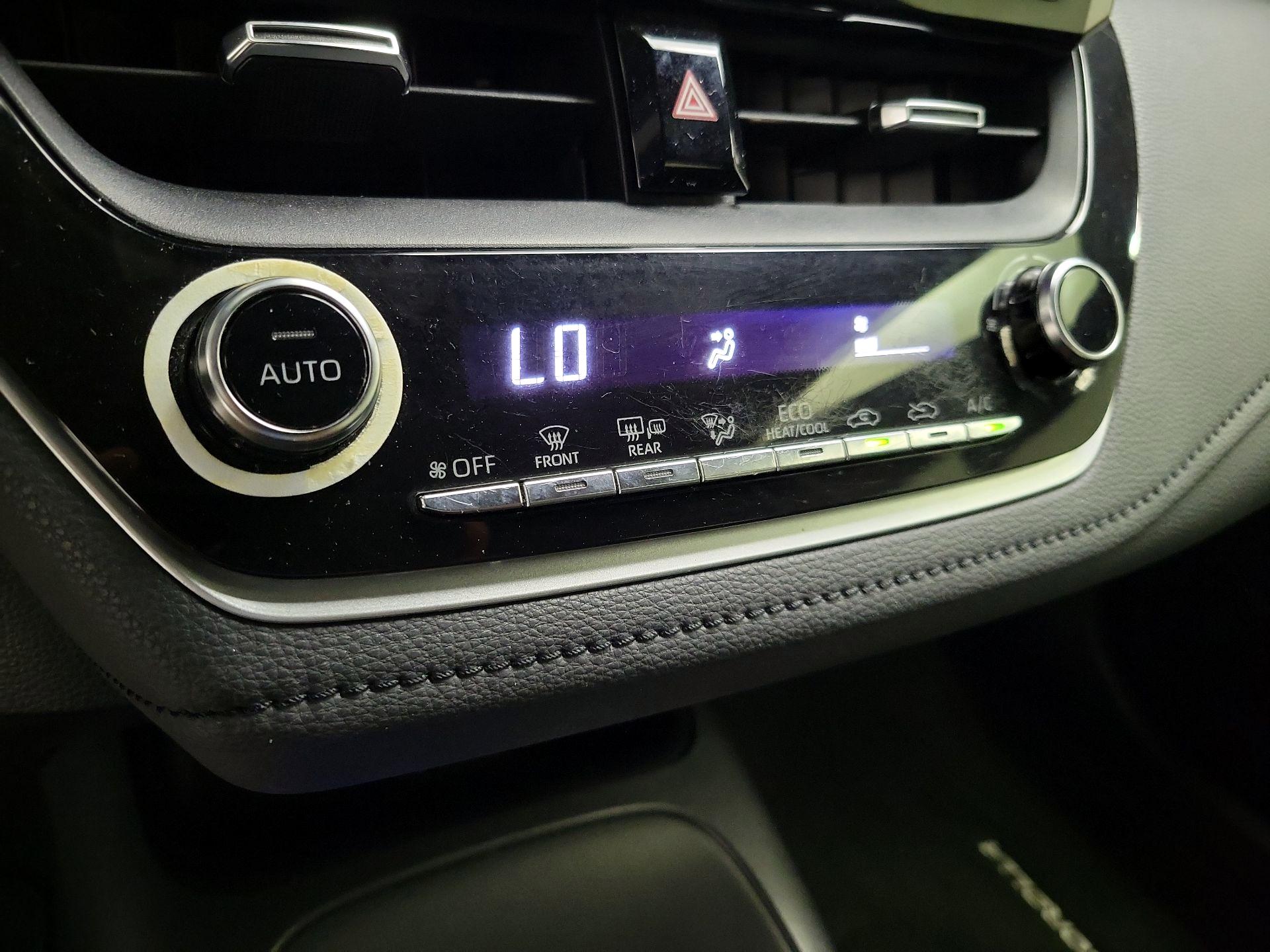 Thumbnail: 2021 Toyota Corolla - 16