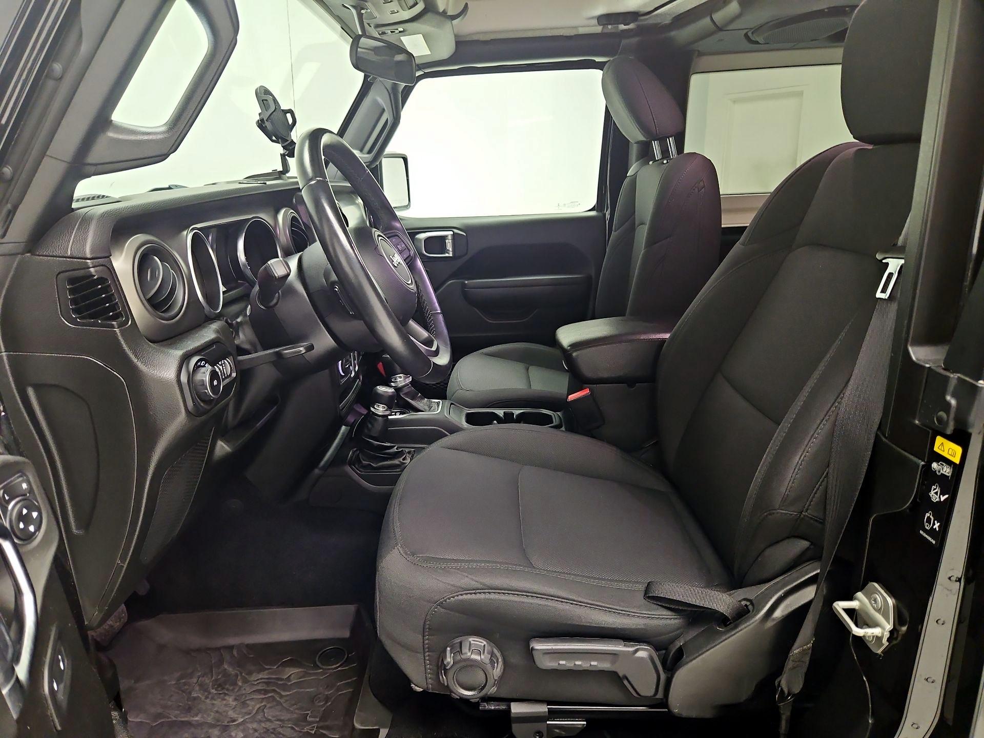 Thumbnail: 2022 Jeep Wrangler - 11