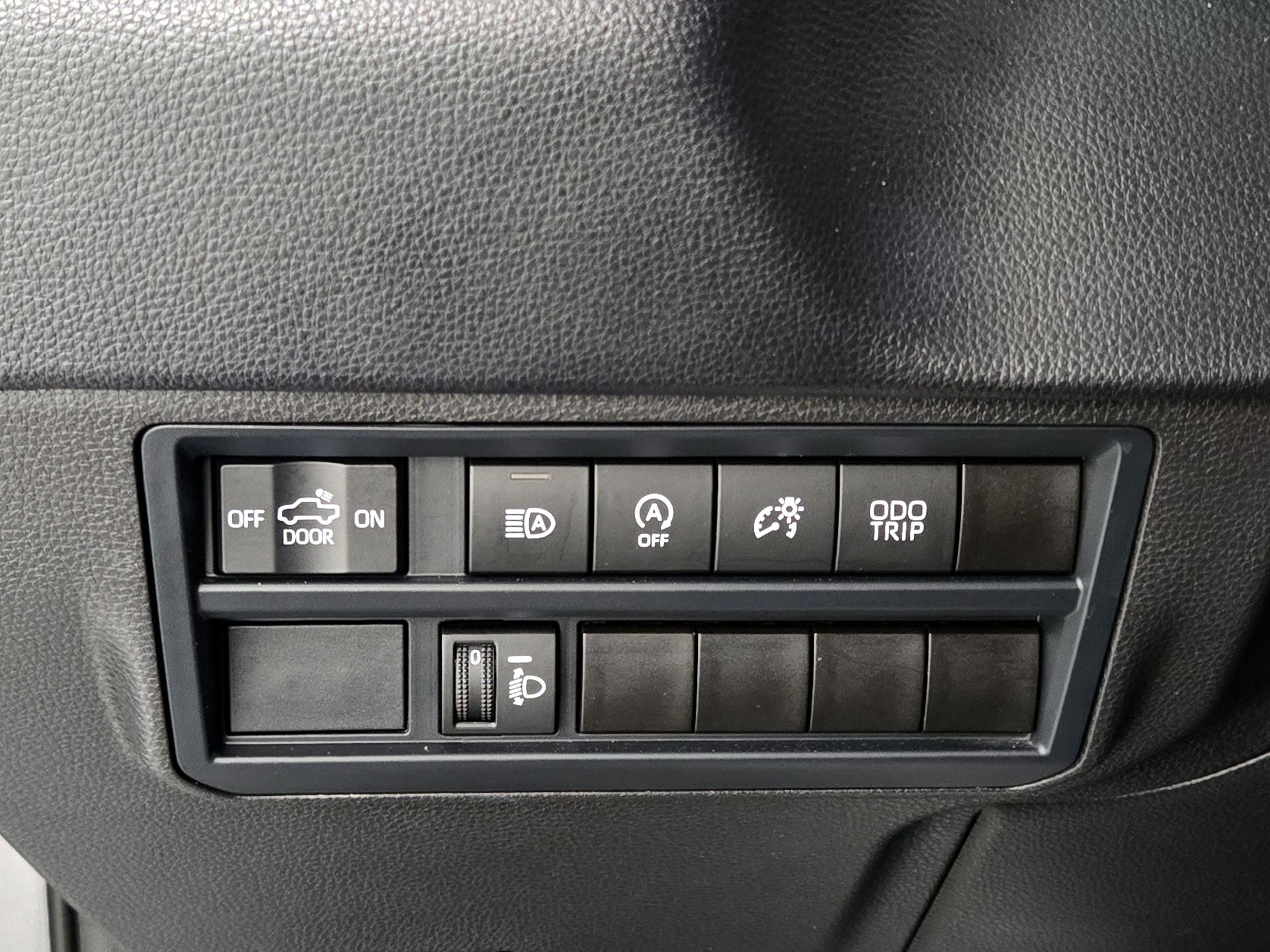 Thumbnail: 2025 Toyota Tundra - 13