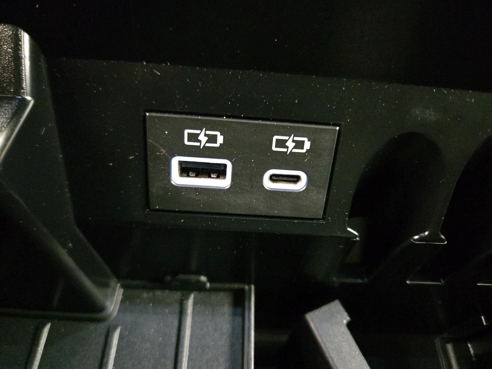 Thumbnail: 2025 Toyota Tundra - 18