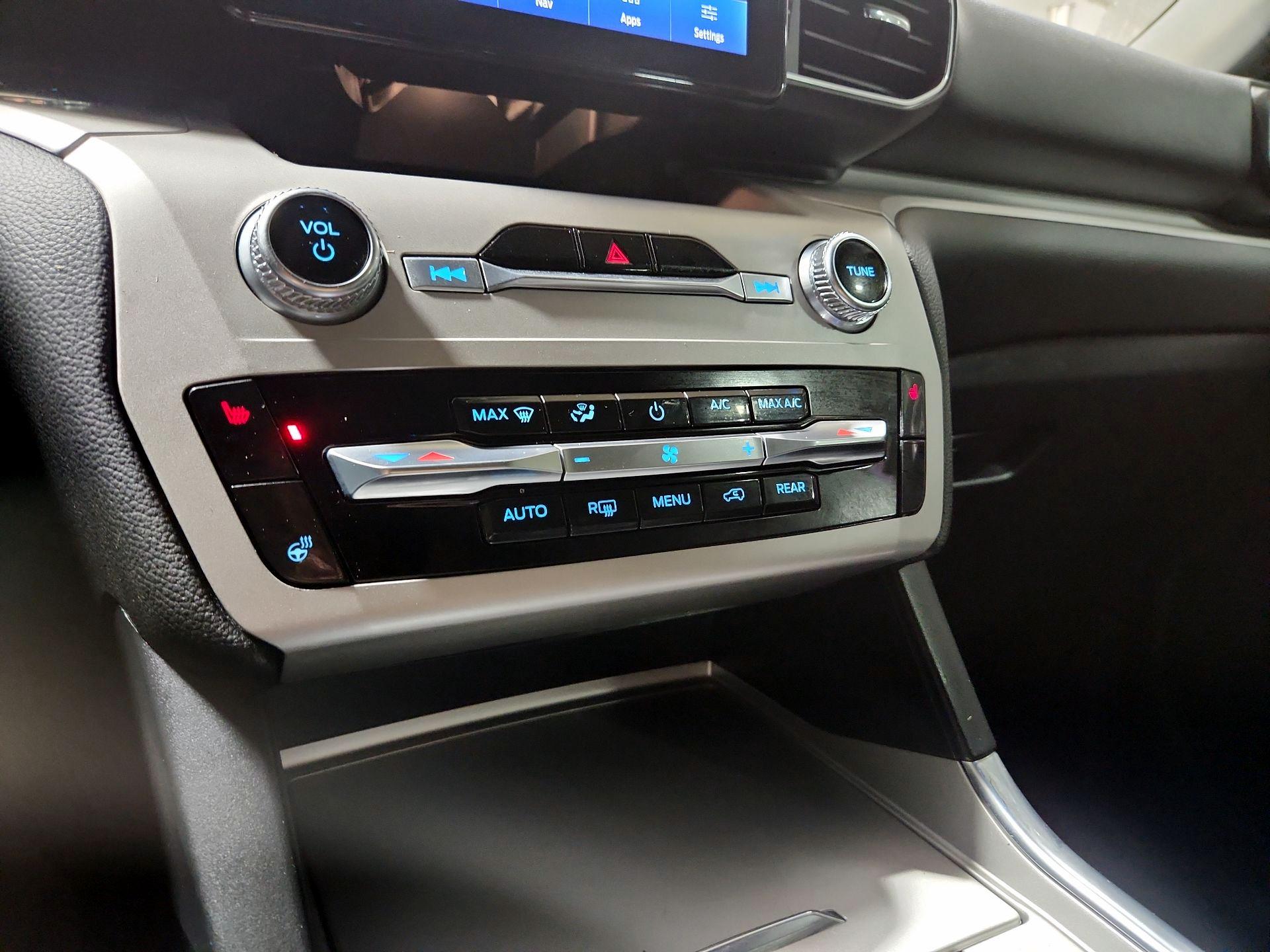 Thumbnail: 2024 Ford Explorer - 14