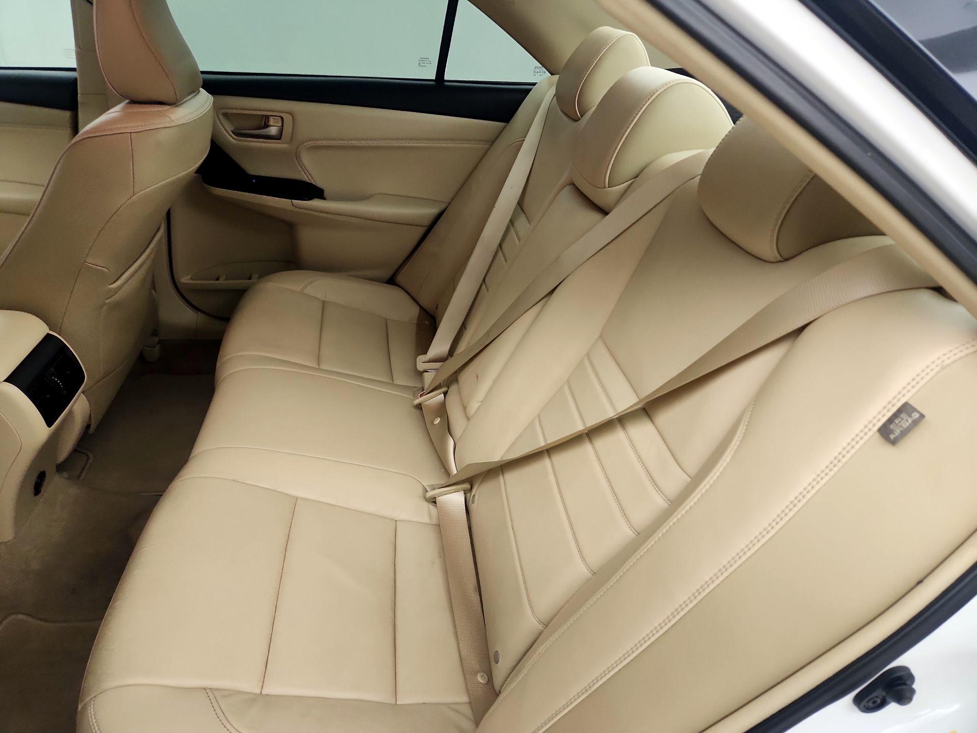 Thumbnail: 2017 Toyota Camry - 19