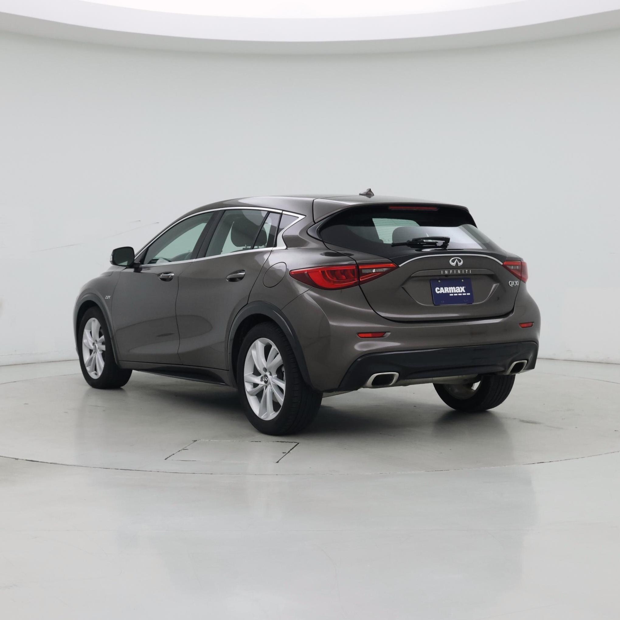 Thumbnail: 2018 INFINITI QX30 - 2