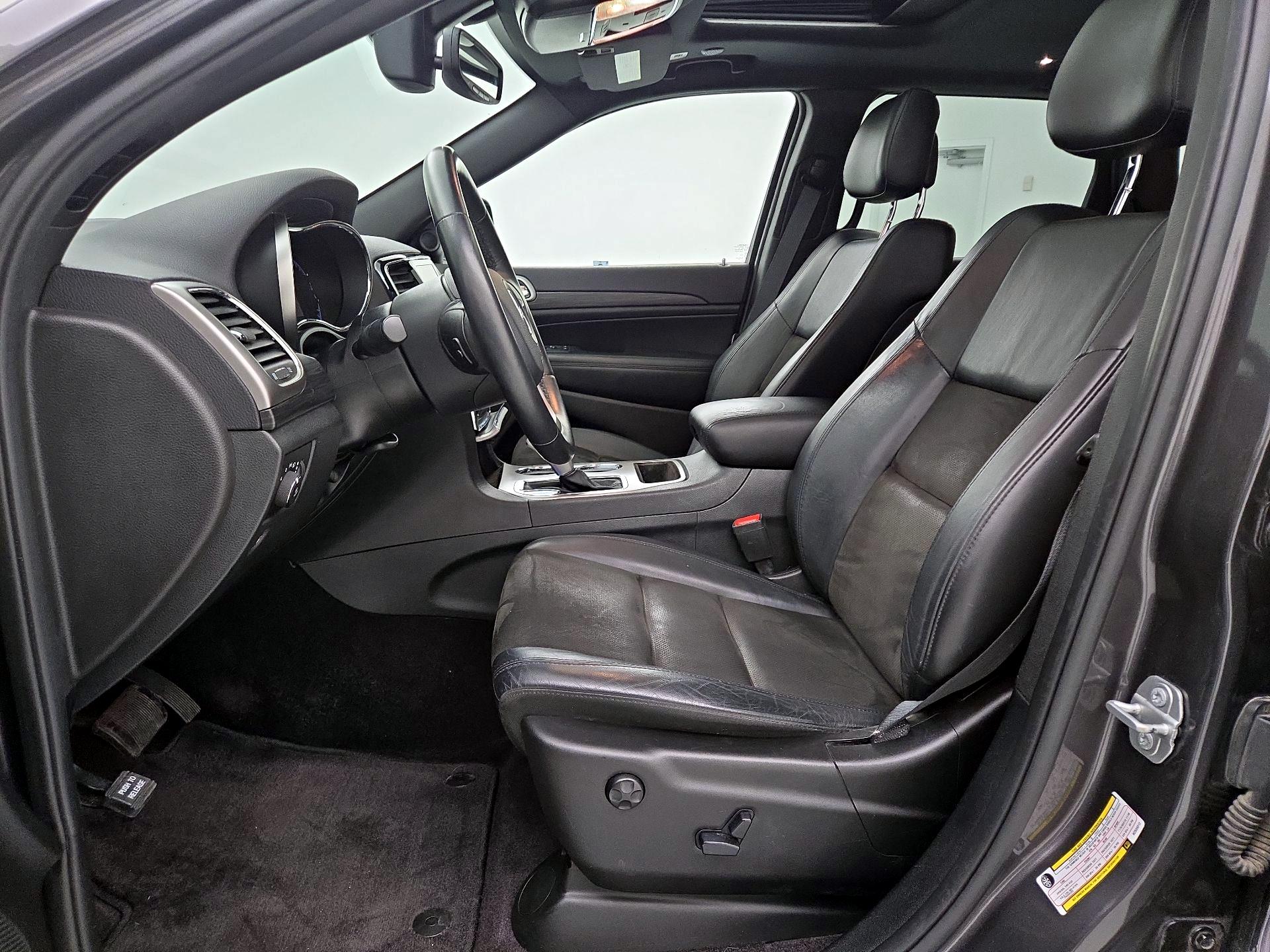 Thumbnail: 2019 Jeep Grand Cherokee - 11