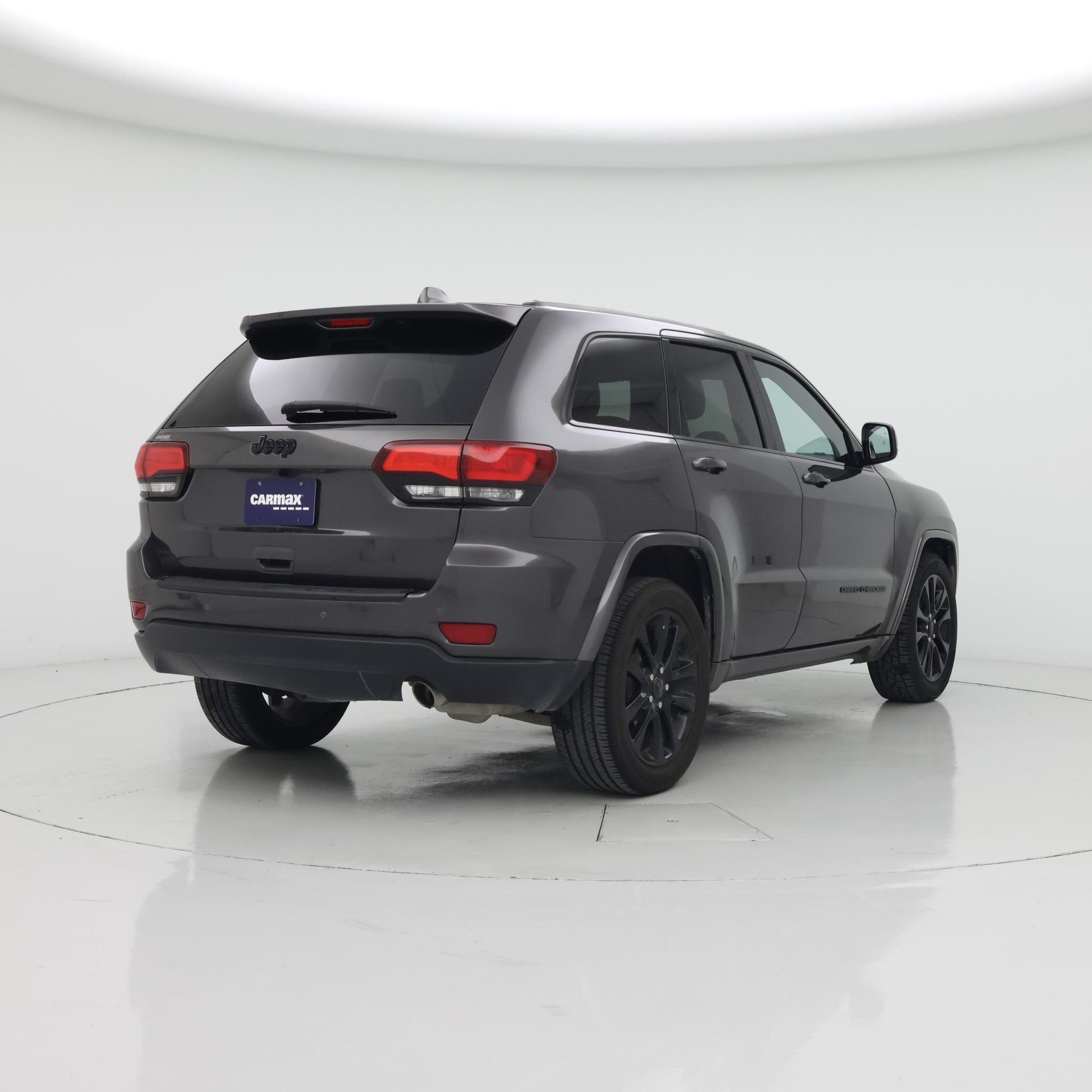 Thumbnail: 2019 Jeep Grand Cherokee - 8