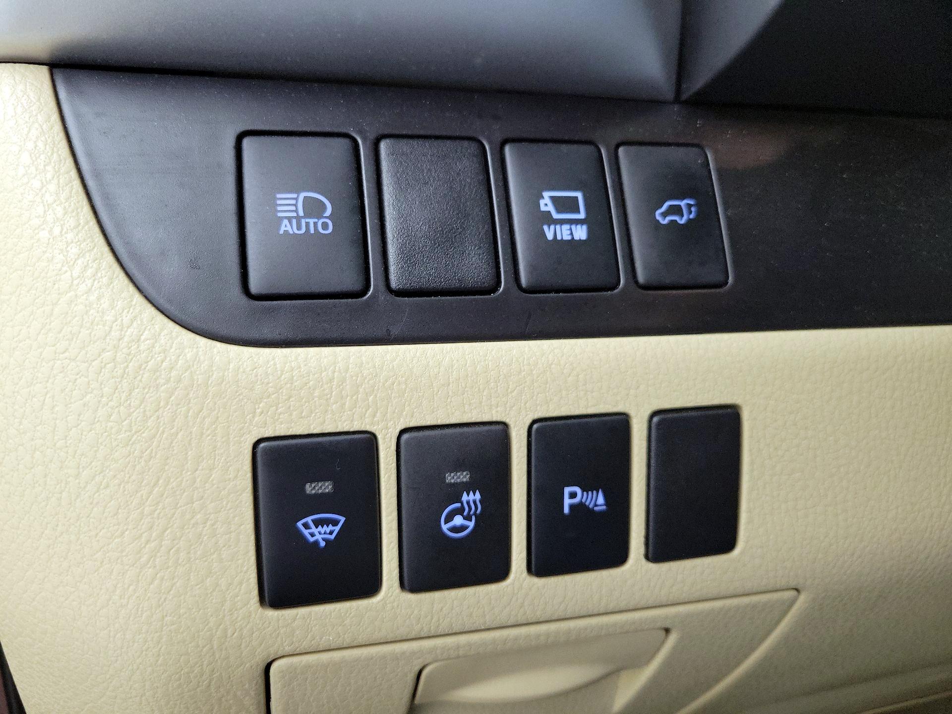 Thumbnail: 2019 Toyota Highlander - 13