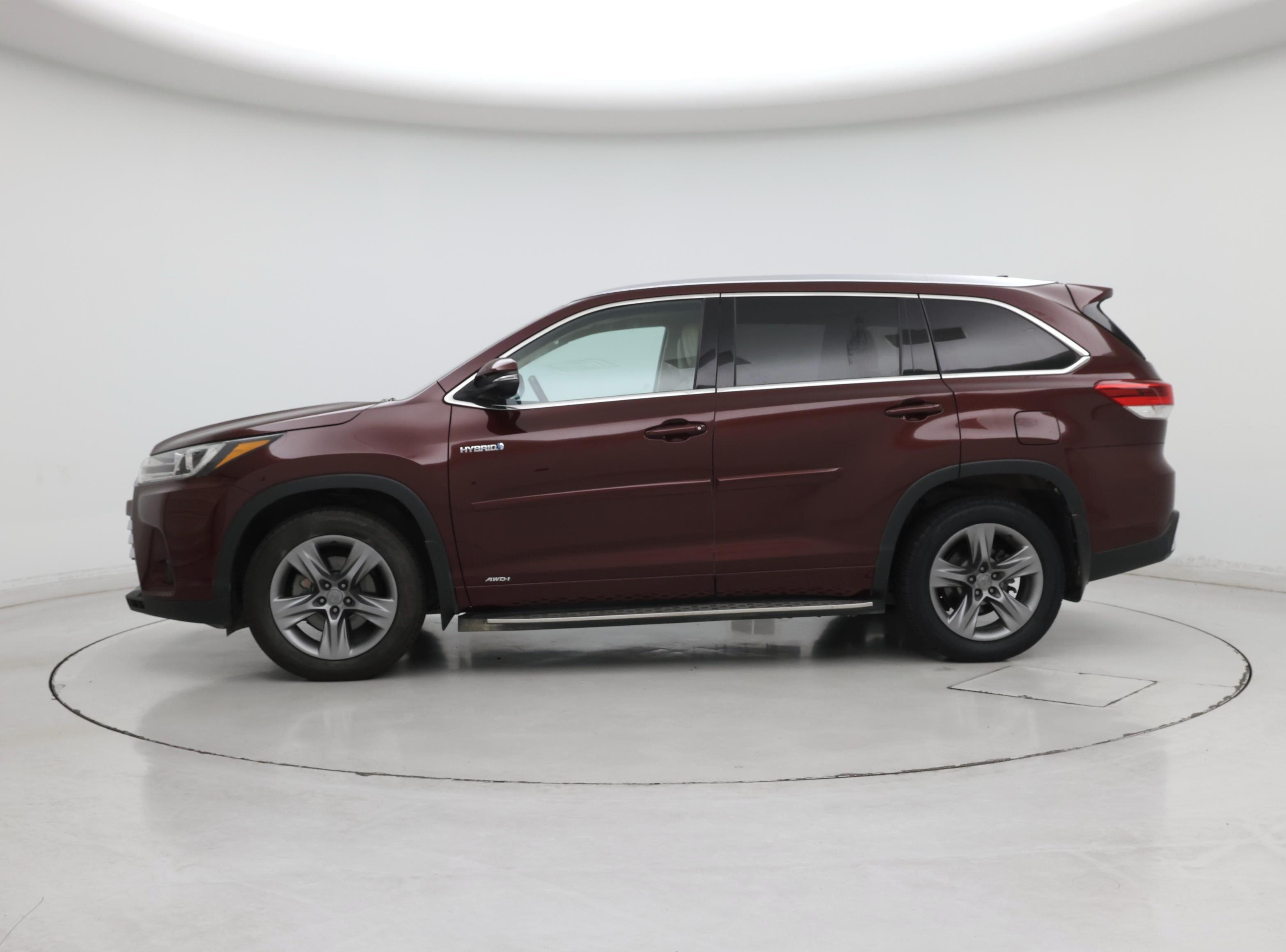 Thumbnail: 2019 Toyota Highlander - 3
