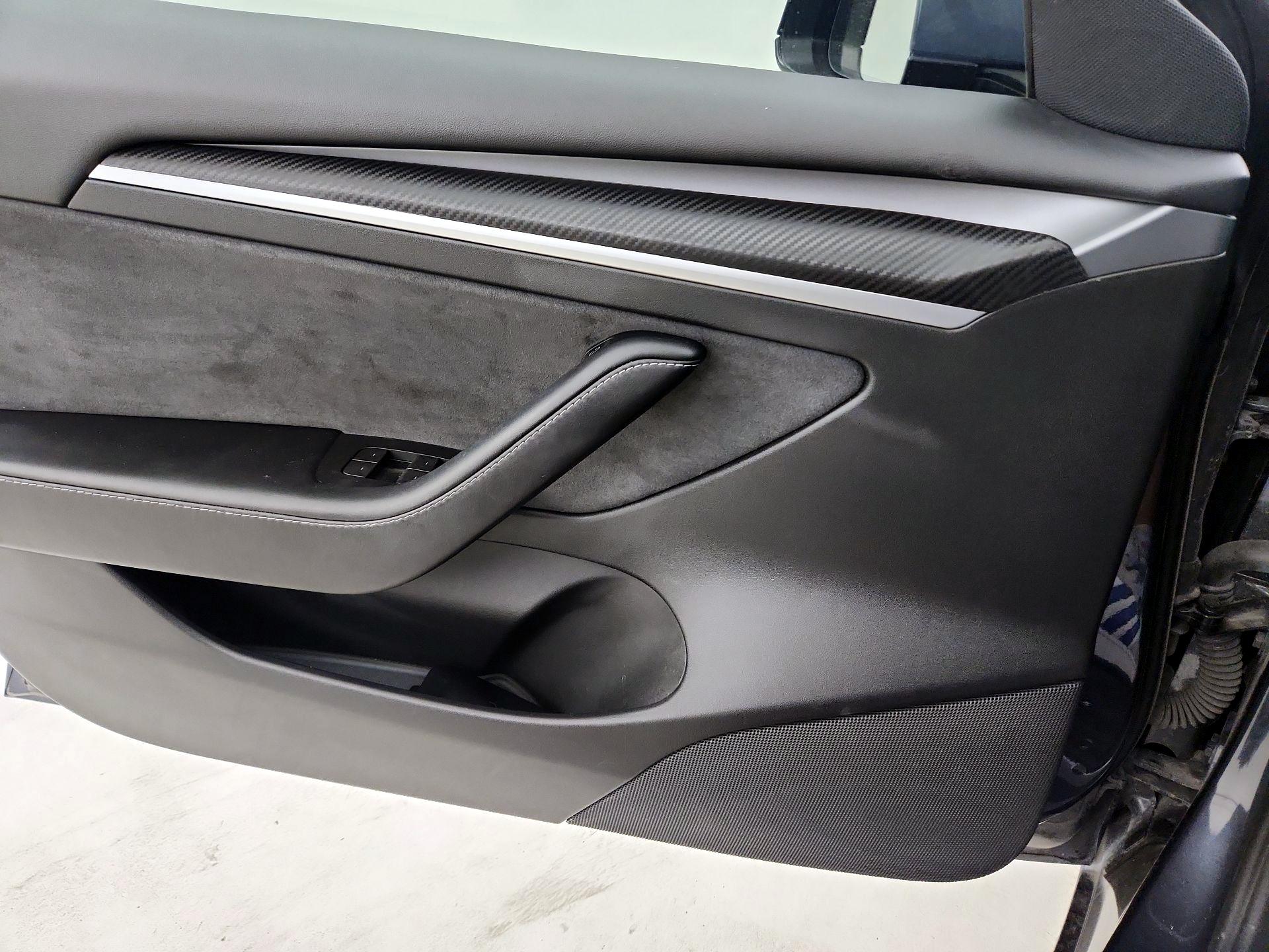 Thumbnail: 2022 Tesla Model 3 - 12