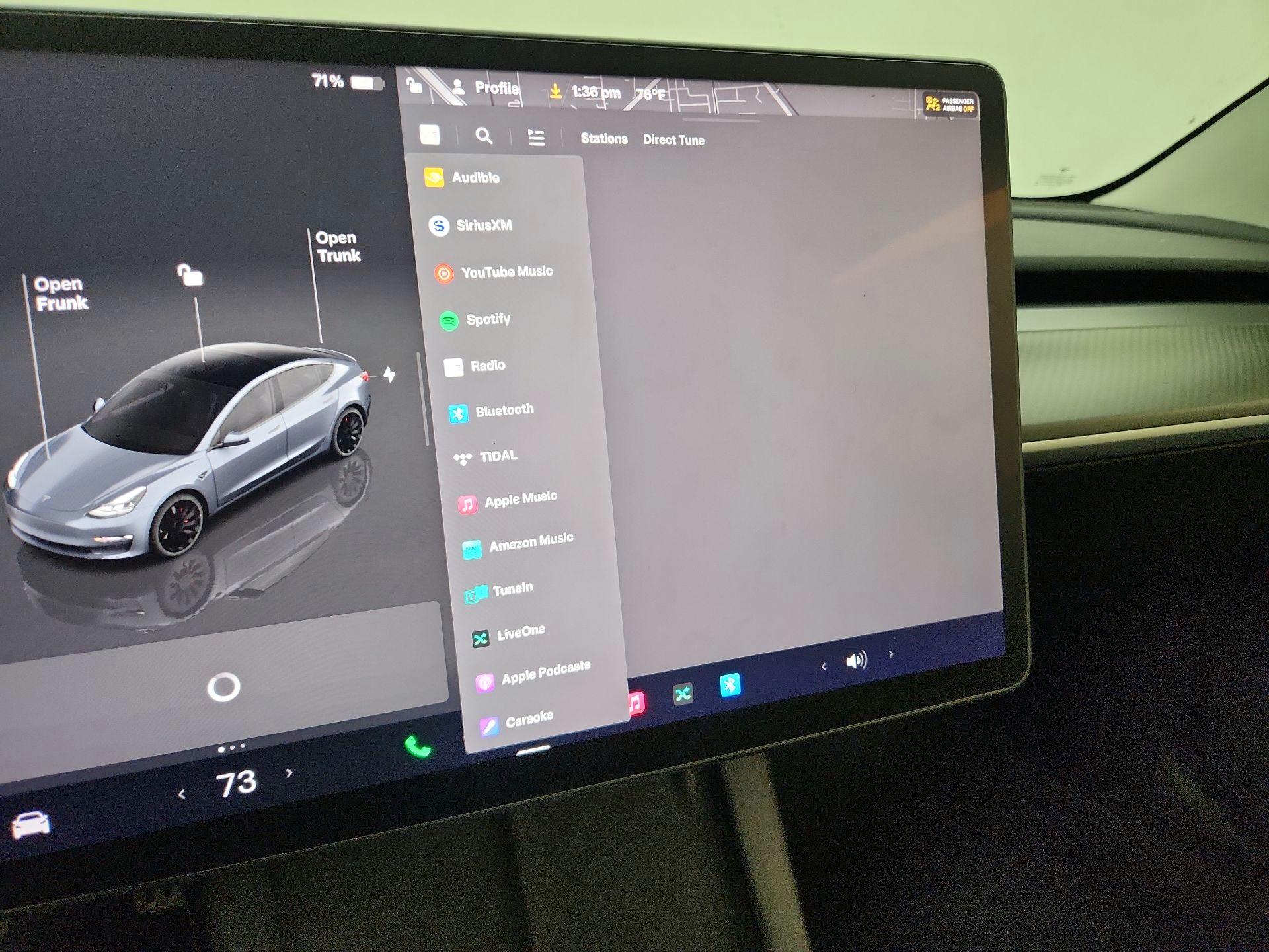 Thumbnail: 2022 Tesla Model 3 - 15