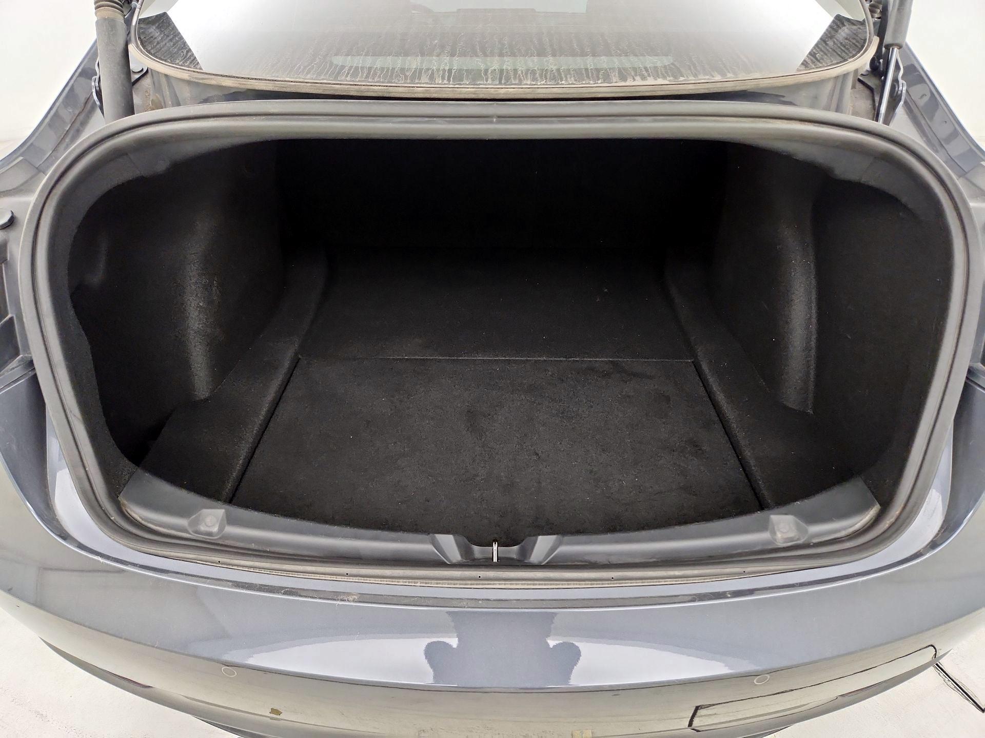 Thumbnail: 2022 Tesla Model 3 - 19