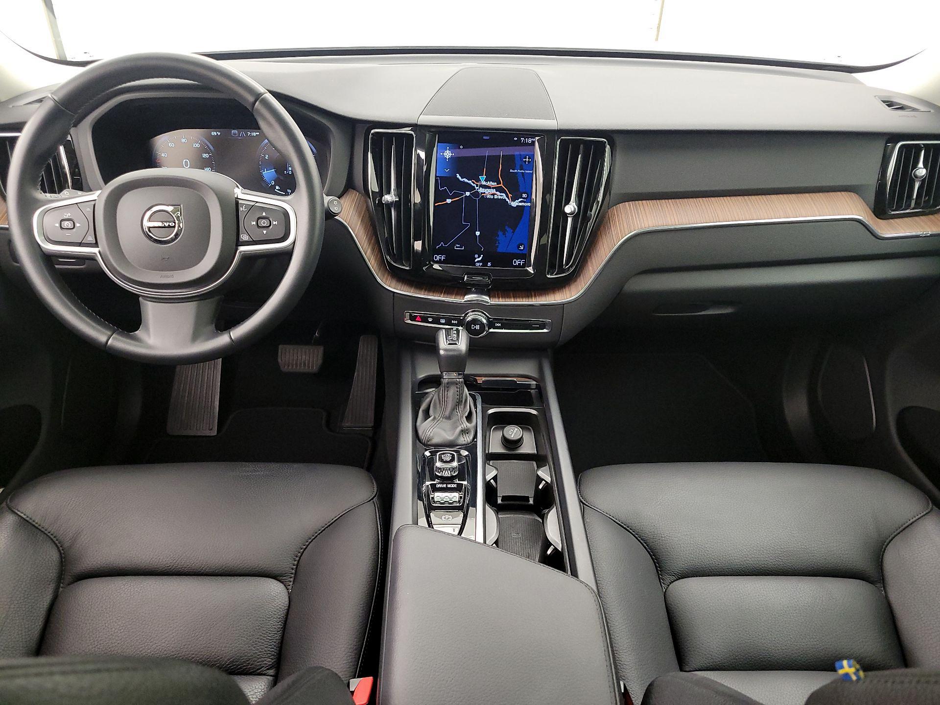 Thumbnail: 2021 Volvo XC60 - 9