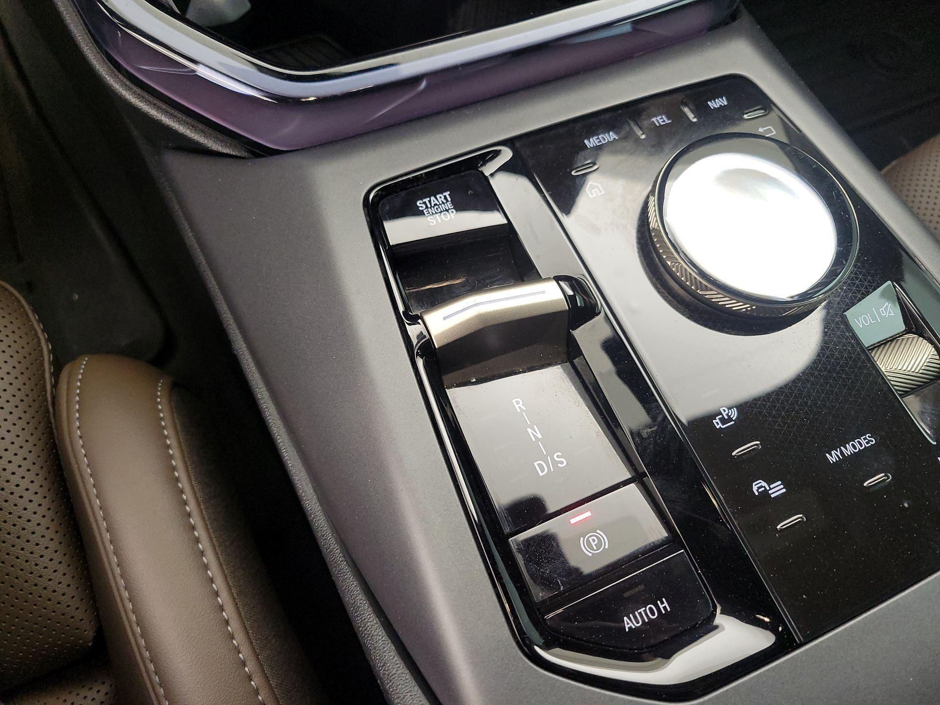 Thumbnail: 2025 BMW X3 - 16