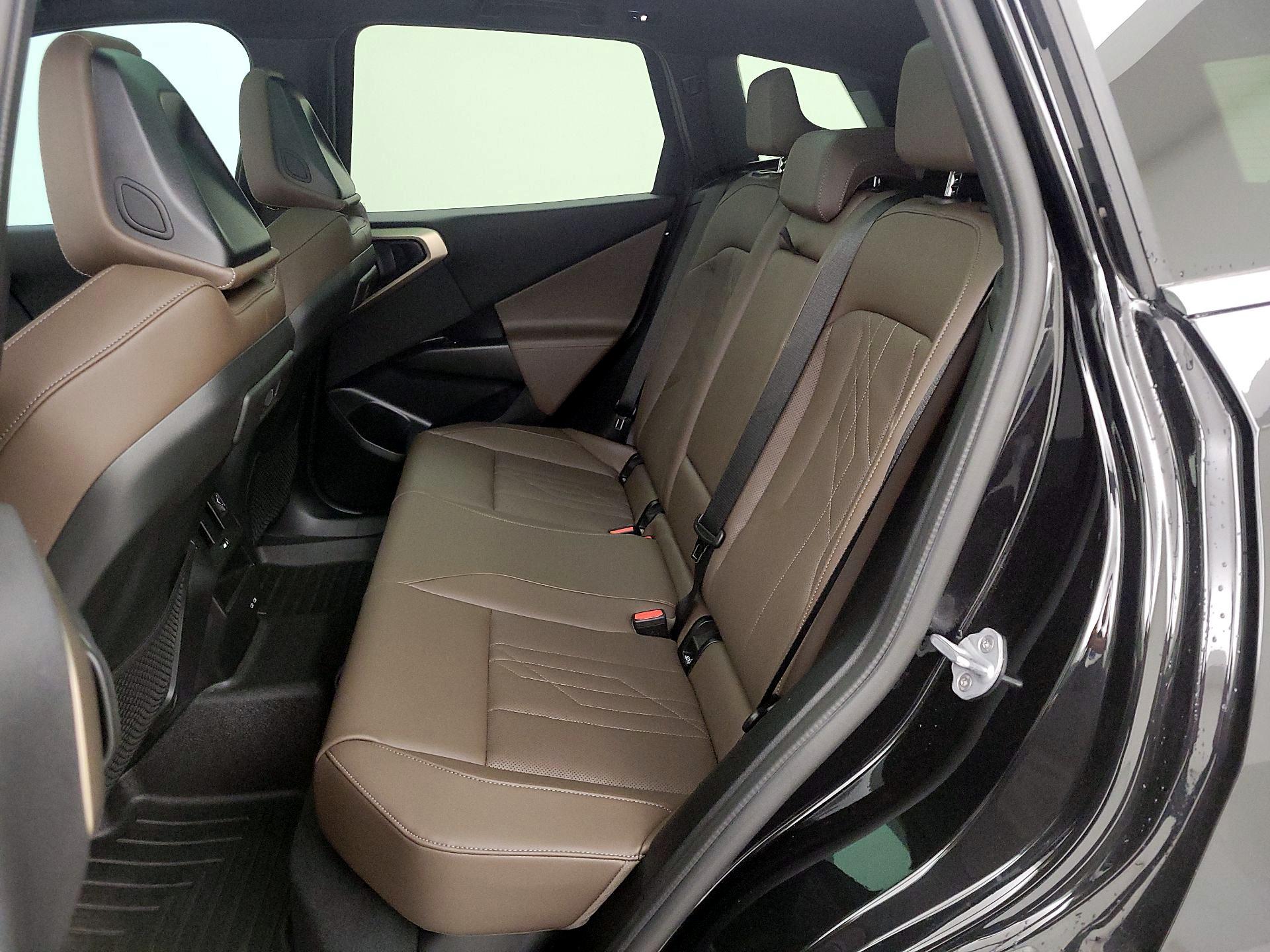 Thumbnail: 2025 BMW X3 - 19