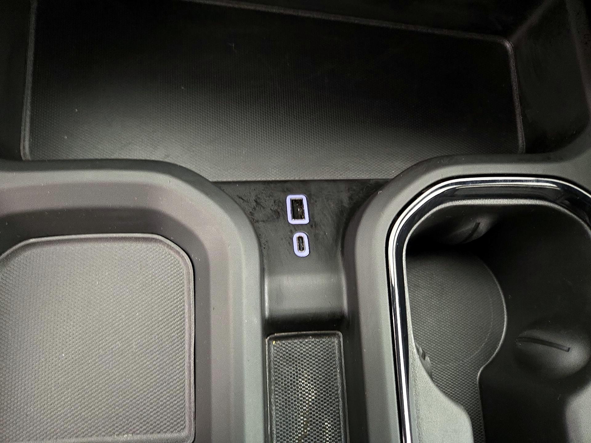 Thumbnail: 2025 GMC Sierra 2500 - 19