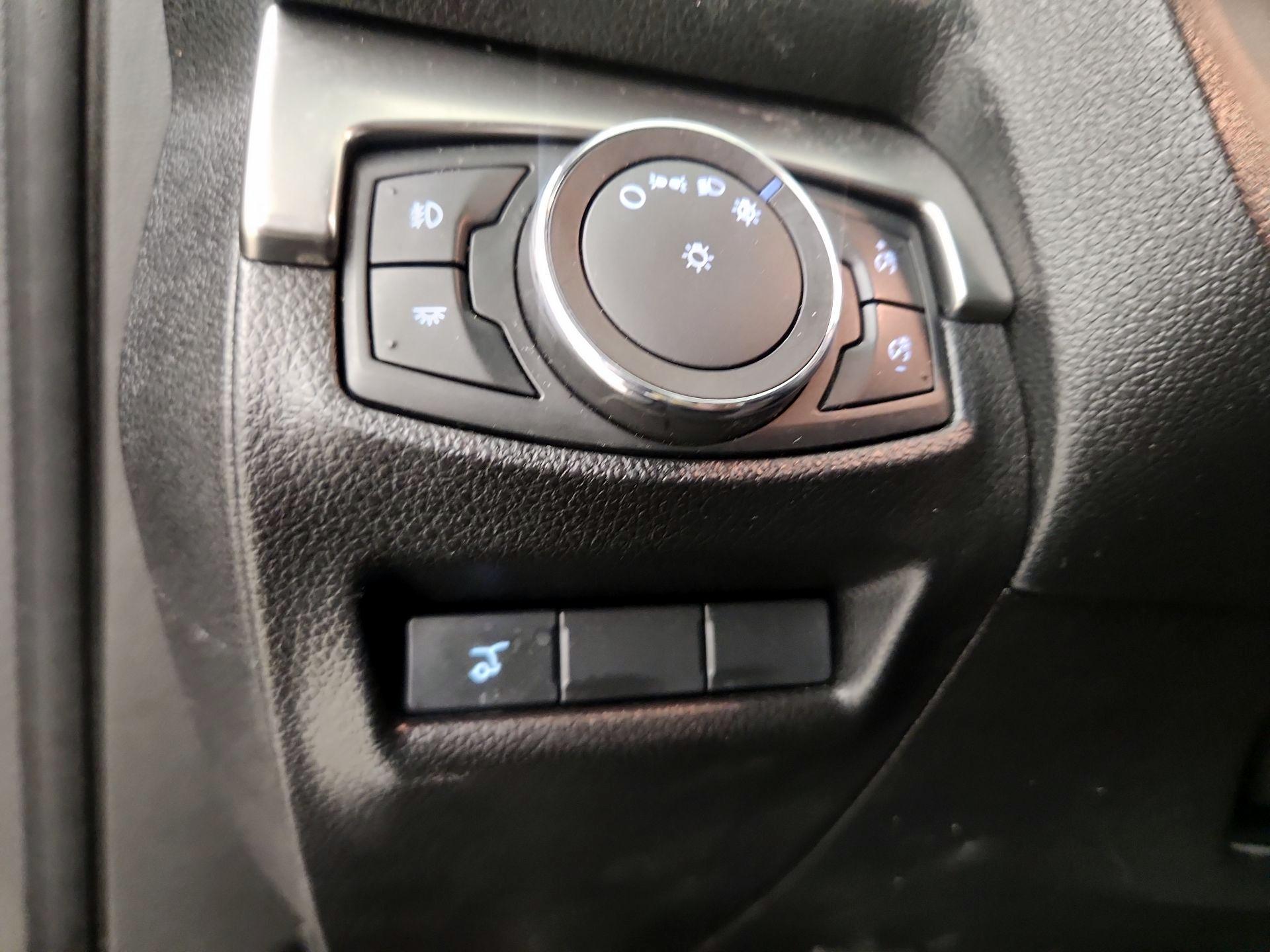 Thumbnail: 2018 Ford Explorer - 13