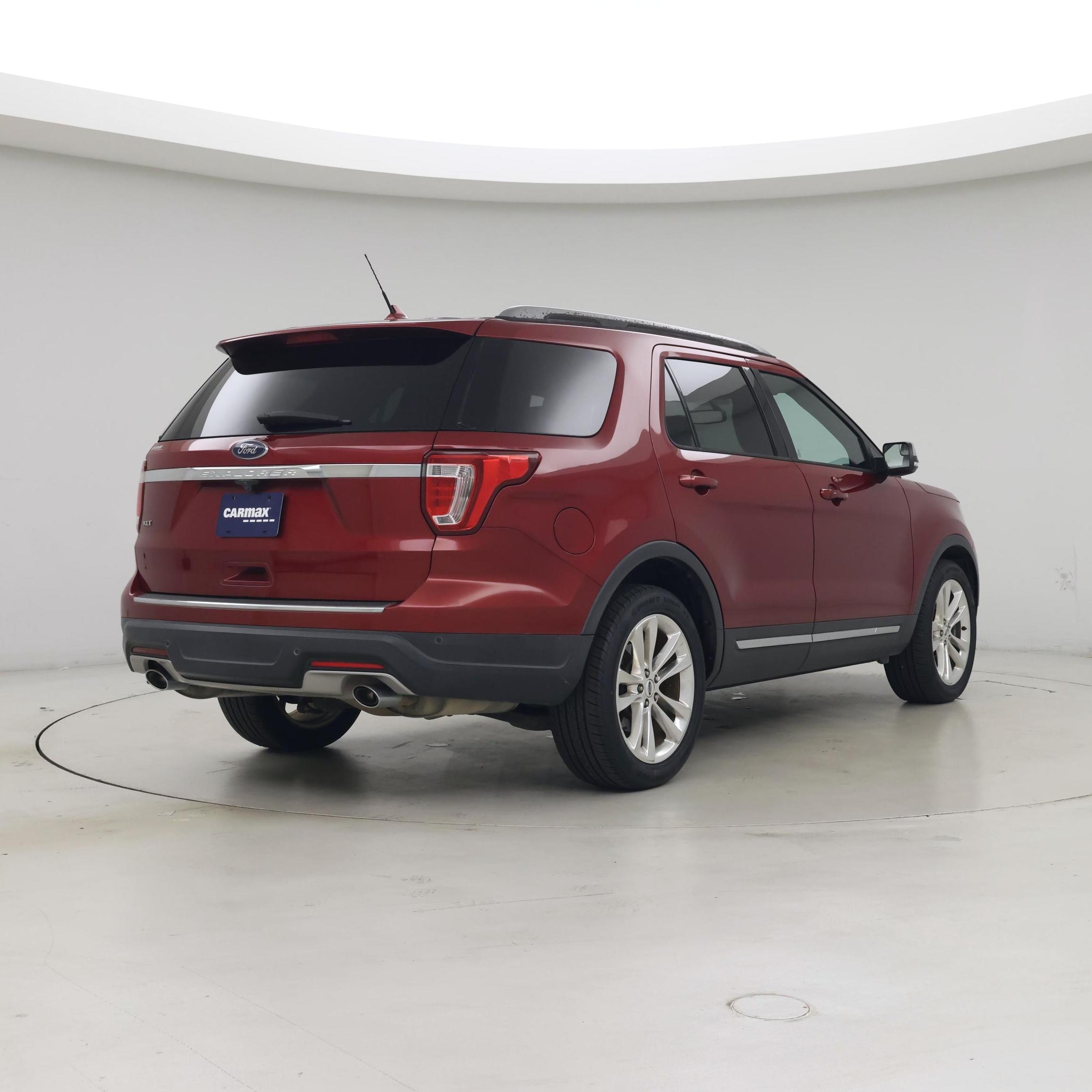 Thumbnail: 2018 Ford Explorer - 8