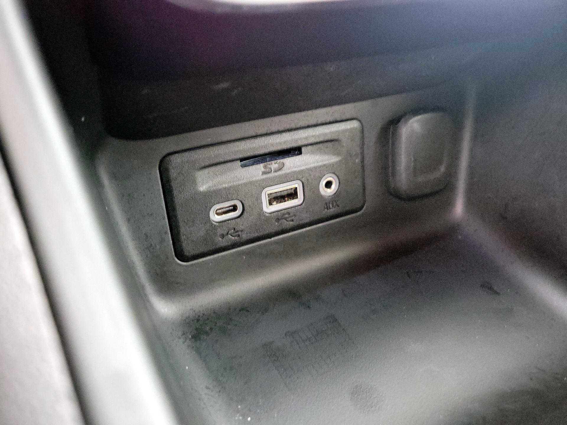 Thumbnail: 2021 GMC Terrain - 18