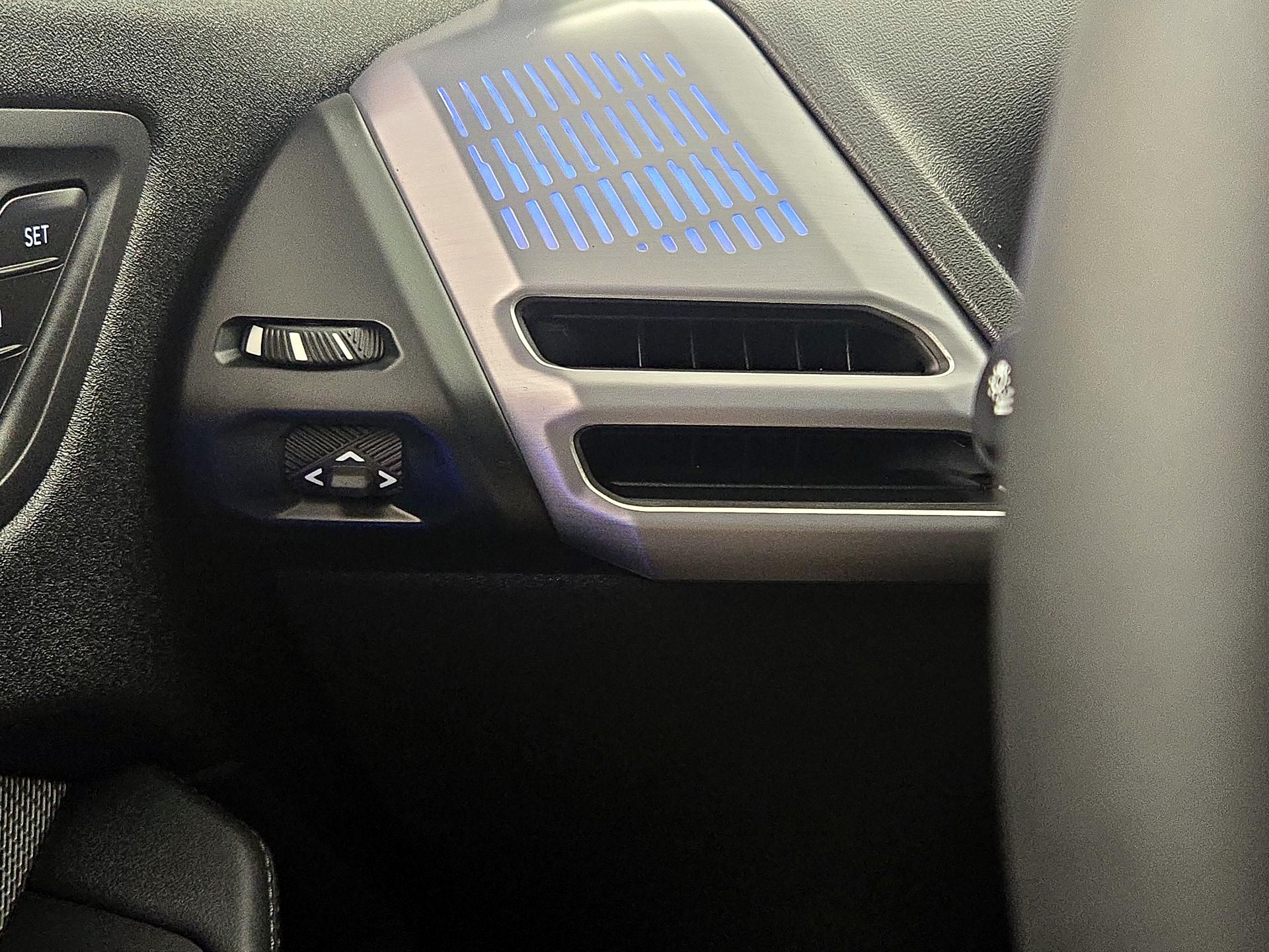 Thumbnail: 2025 BMW 2 Series - 13