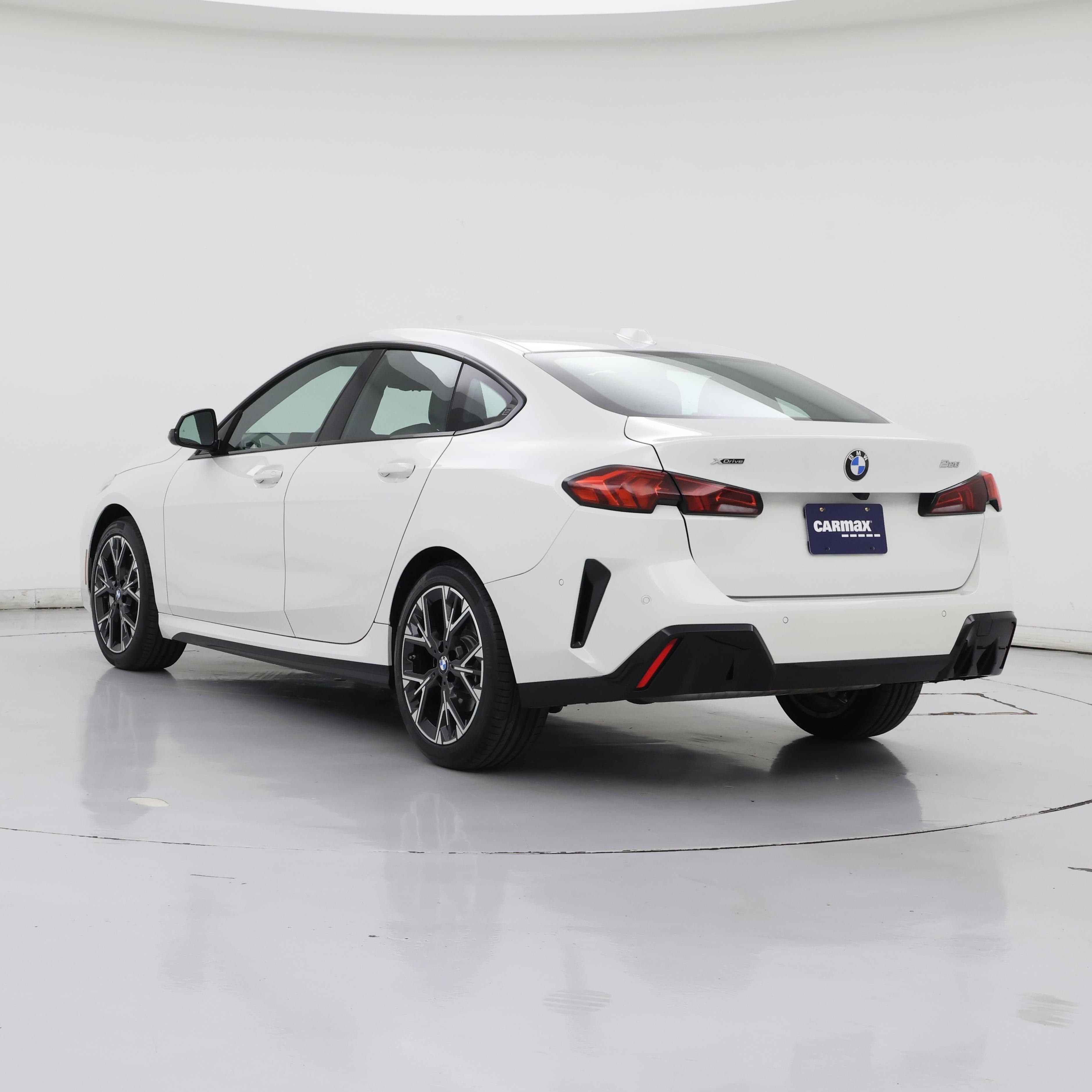 Thumbnail: 2025 BMW 2 Series - 2