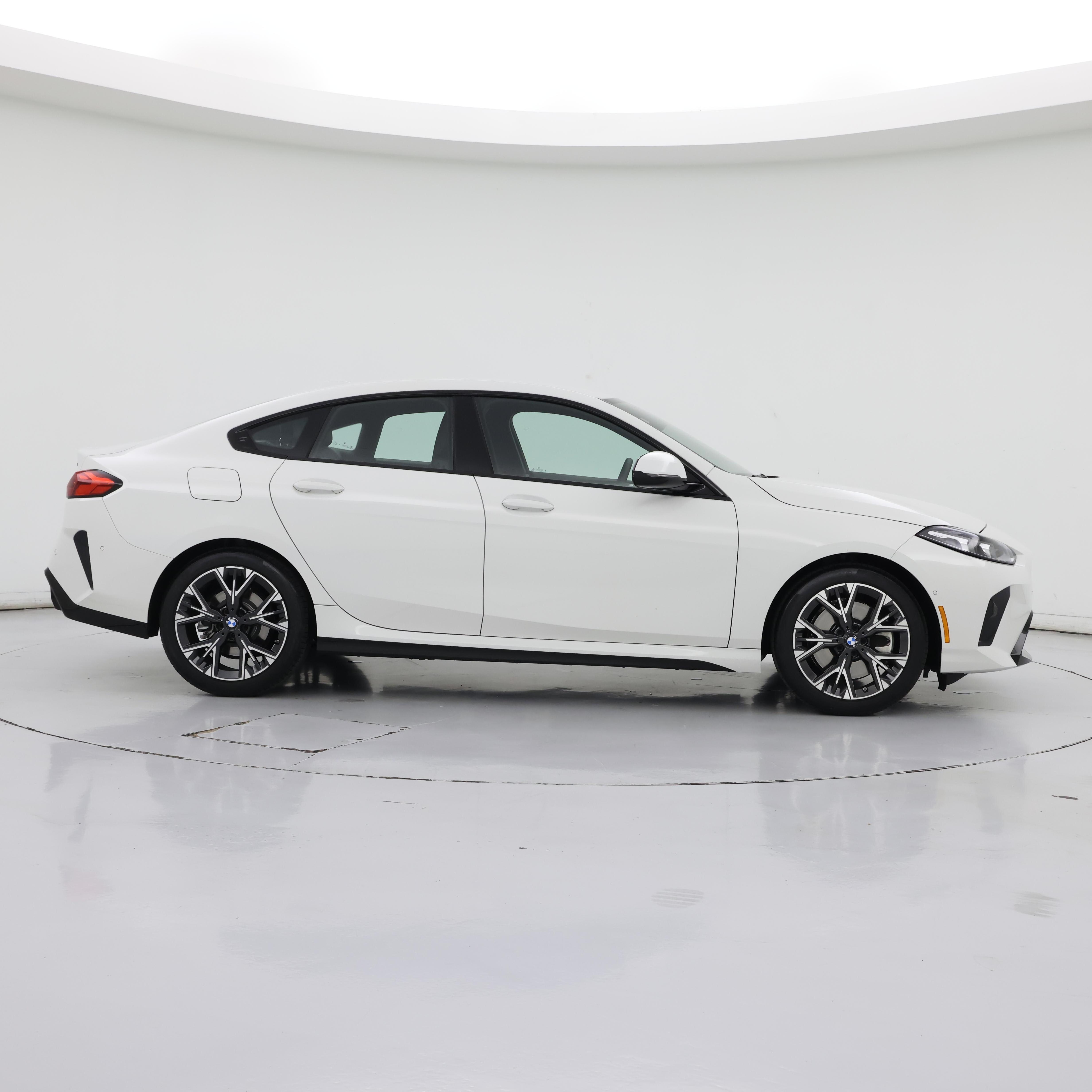 Thumbnail: 2025 BMW 2 Series - 7