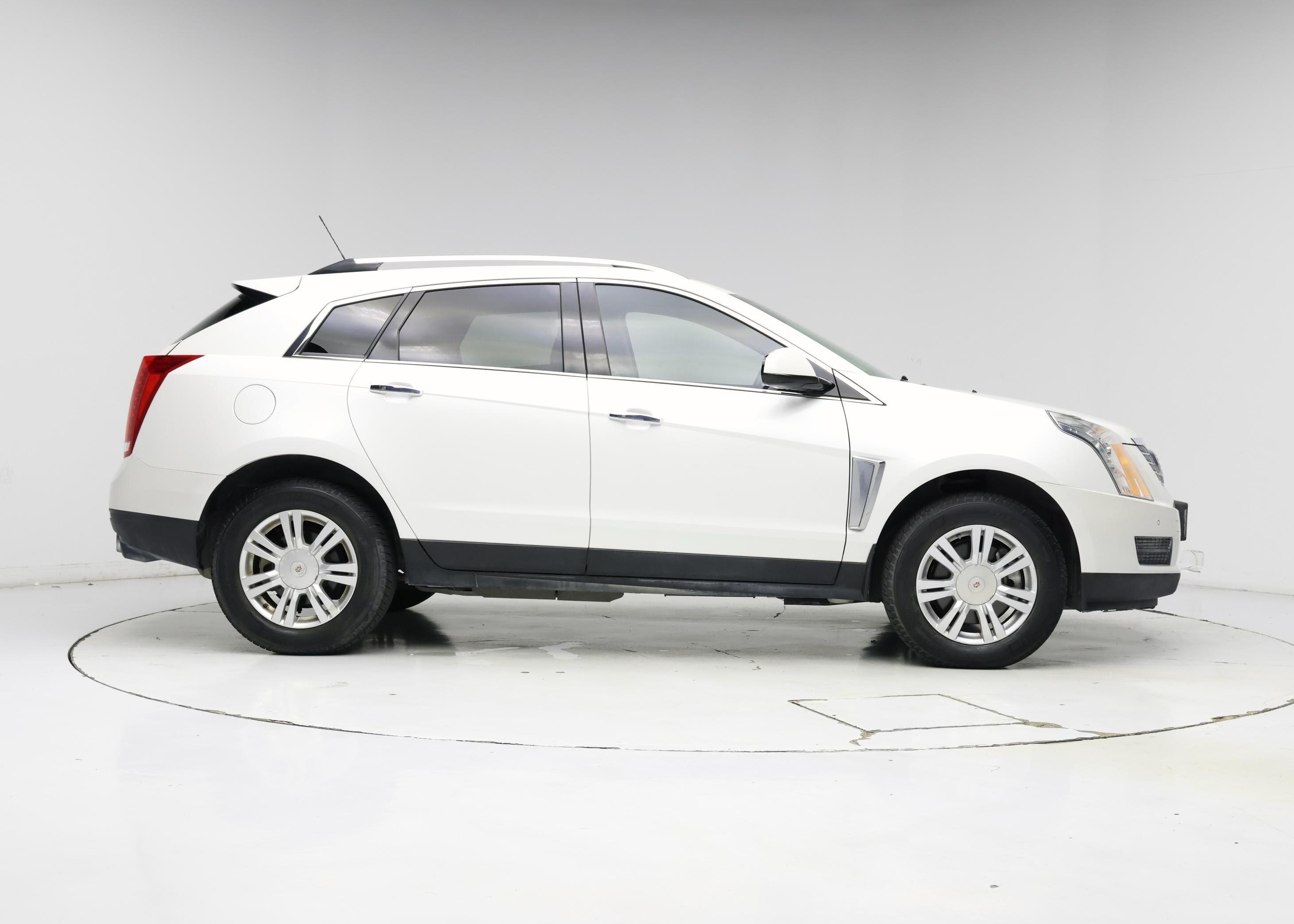 Thumbnail: 2015 Cadillac SRX - 7