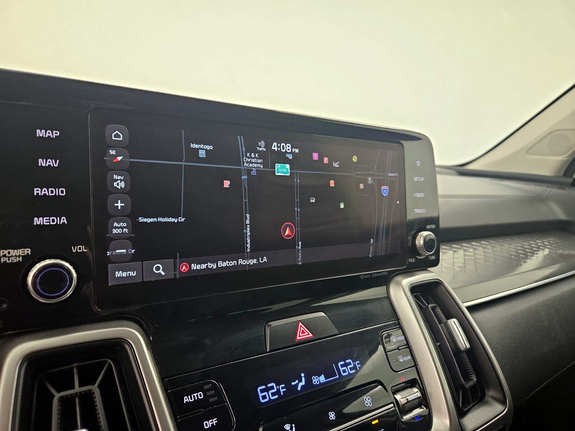 Thumbnail: 2023 Kia Sorento - 14