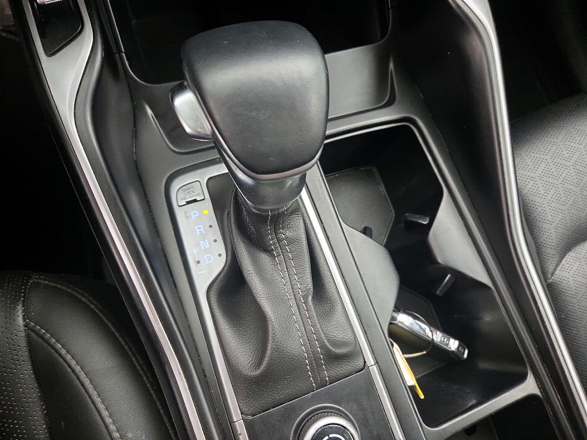 Thumbnail: 2023 Kia Sorento - 18