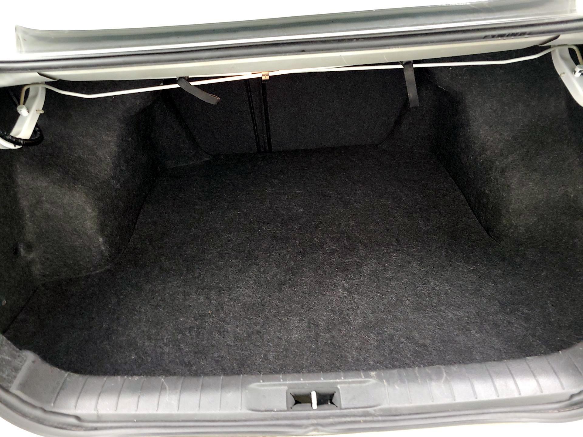 Thumbnail: 2017 Nissan Altima - 20